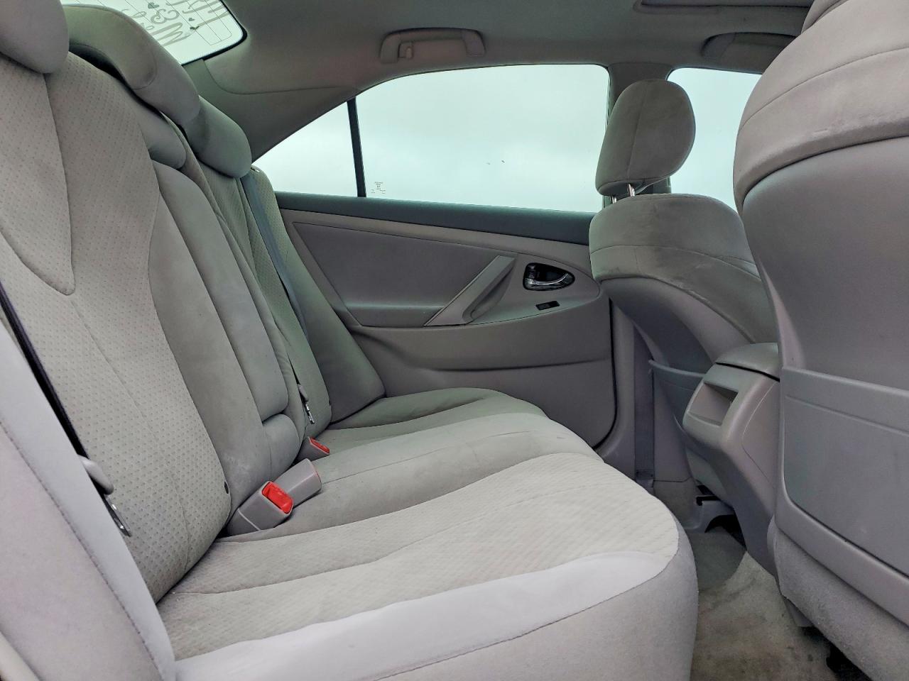 2007 Toyota Camry Le Silver vin: 4T1BE46K87U140466
