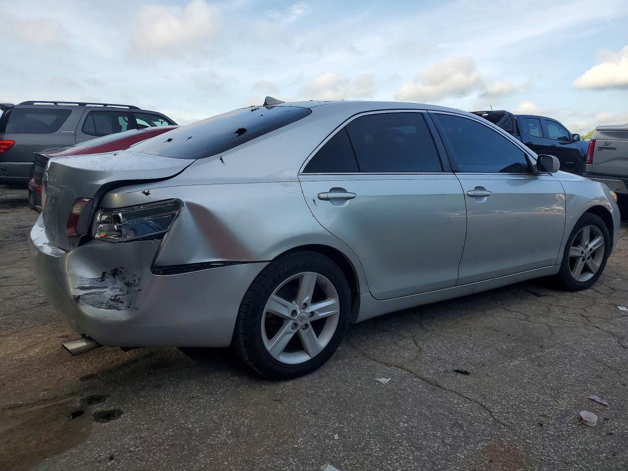 2007 Toyota Camry Le Silver vin: 4T1BE46K87U166548