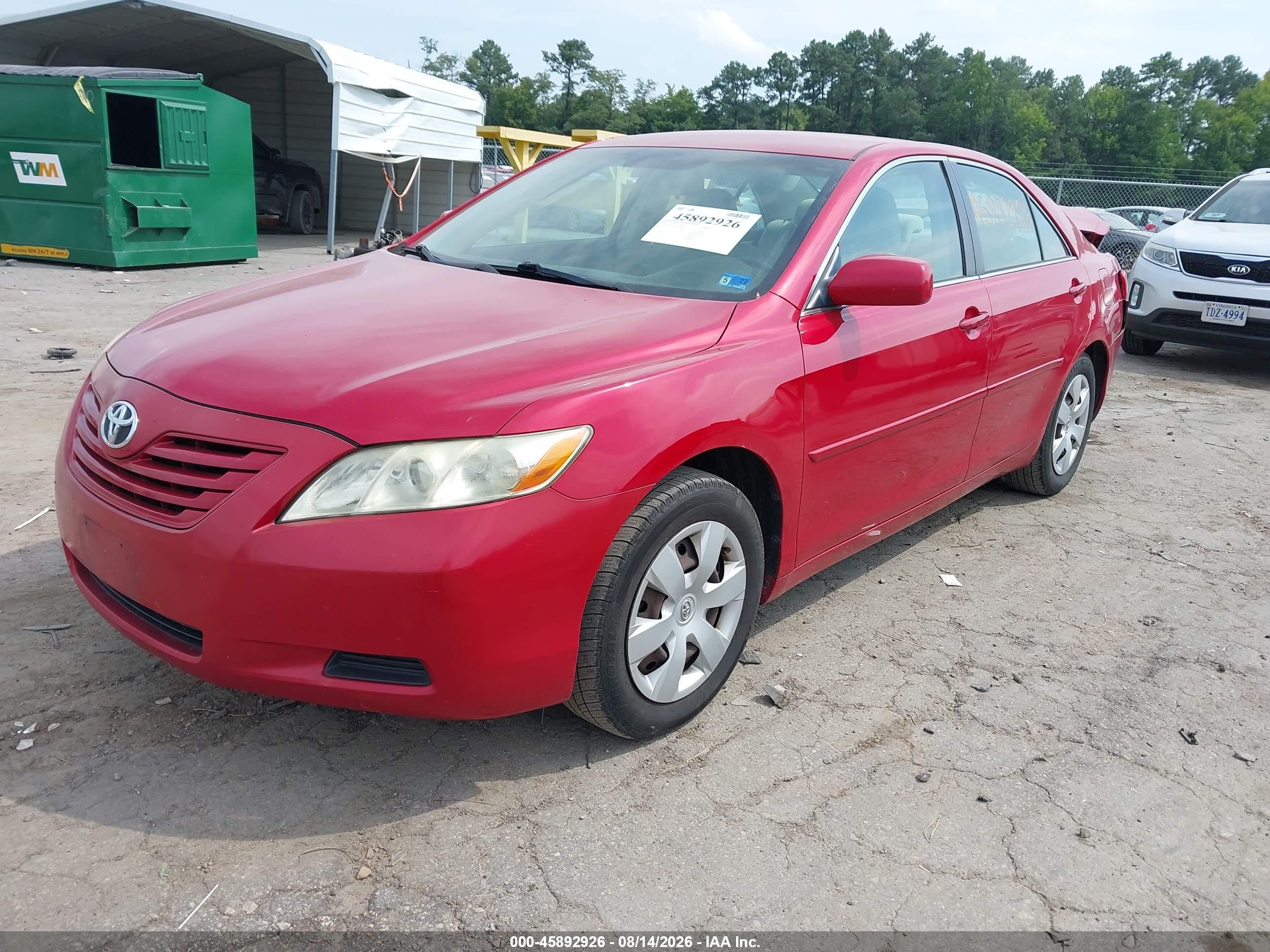 2007 Toyota Camry Le Red vin: 4T1BE46K87U178585