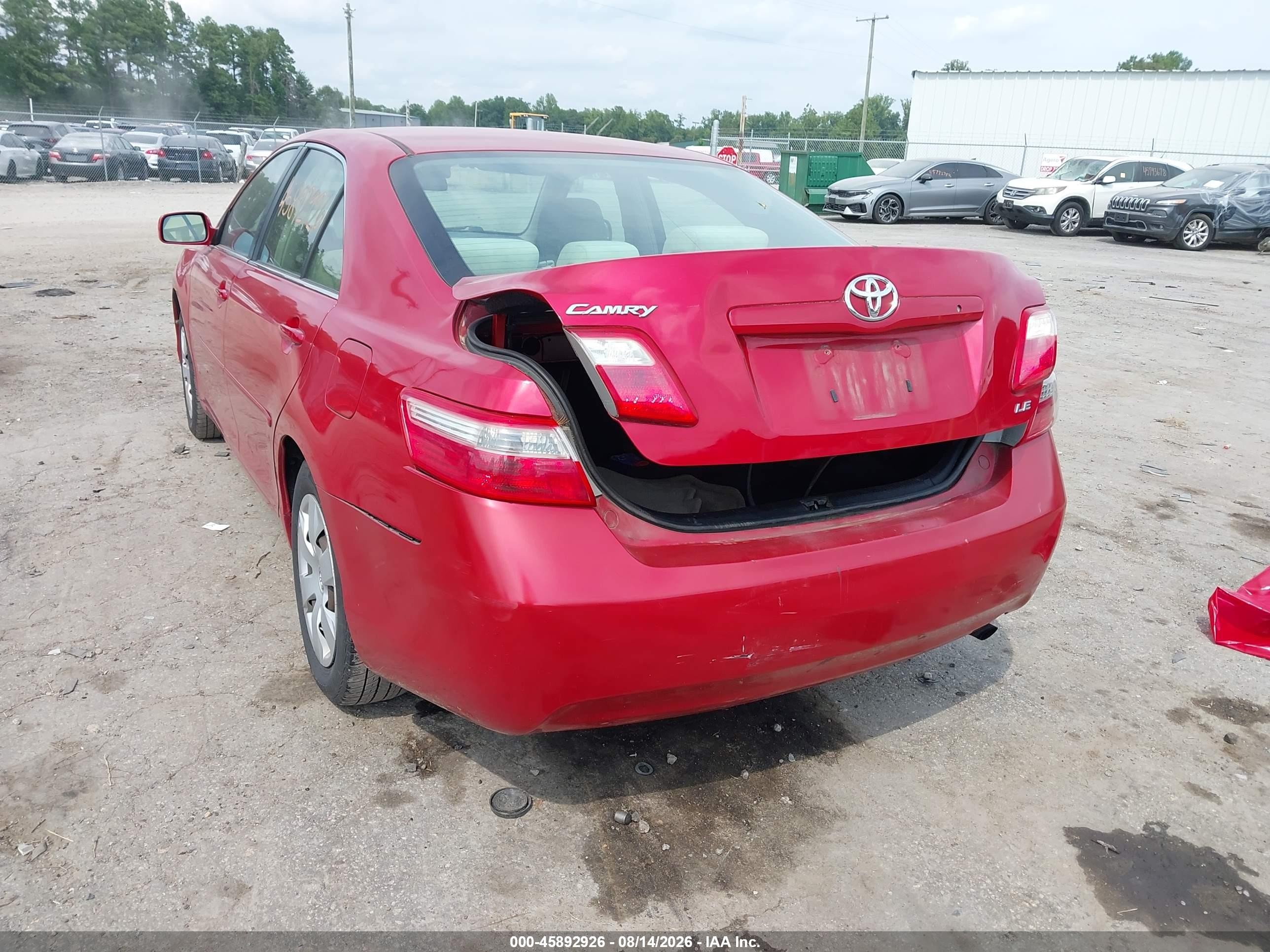 2007 Toyota Camry Le Red vin: 4T1BE46K87U178585