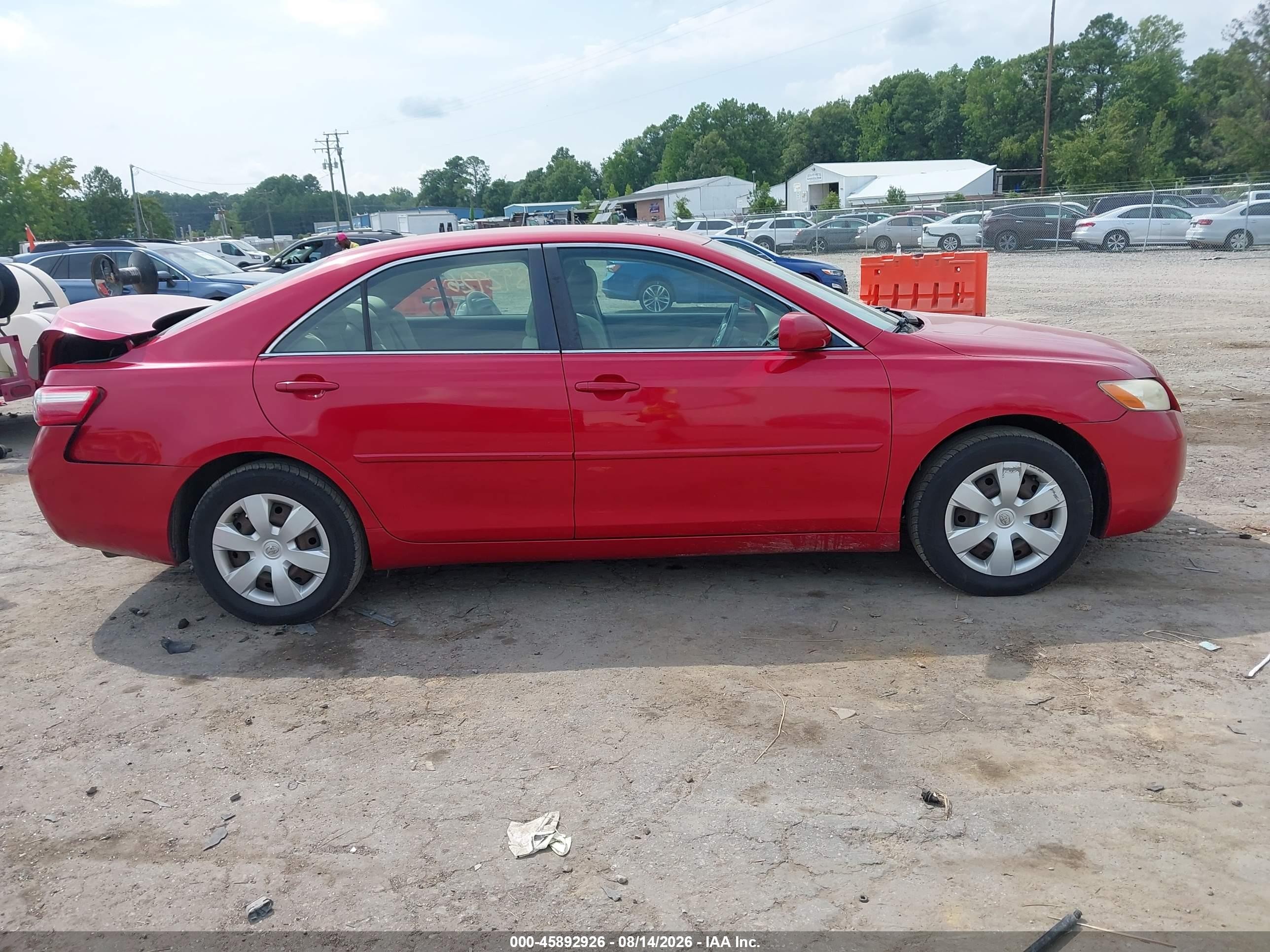 2007 Toyota Camry Le Red vin: 4T1BE46K87U178585