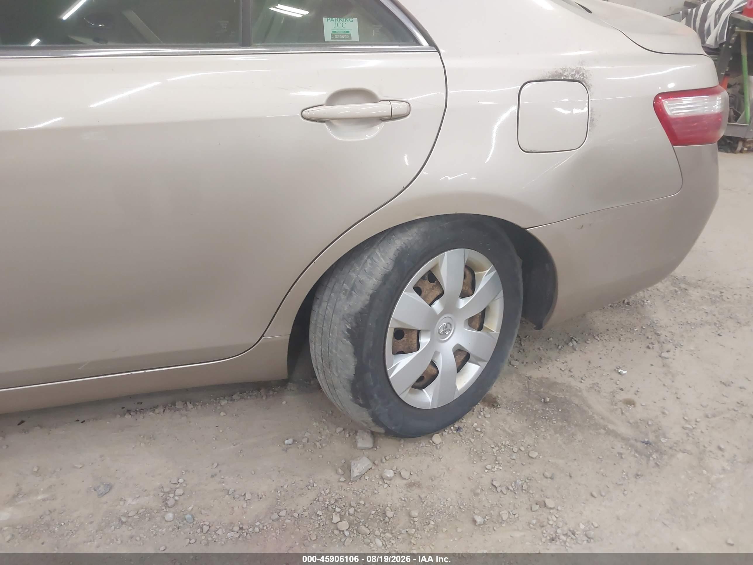 2007 Toyota Camry Le Tan vin: 4T1BE46K87U180966
