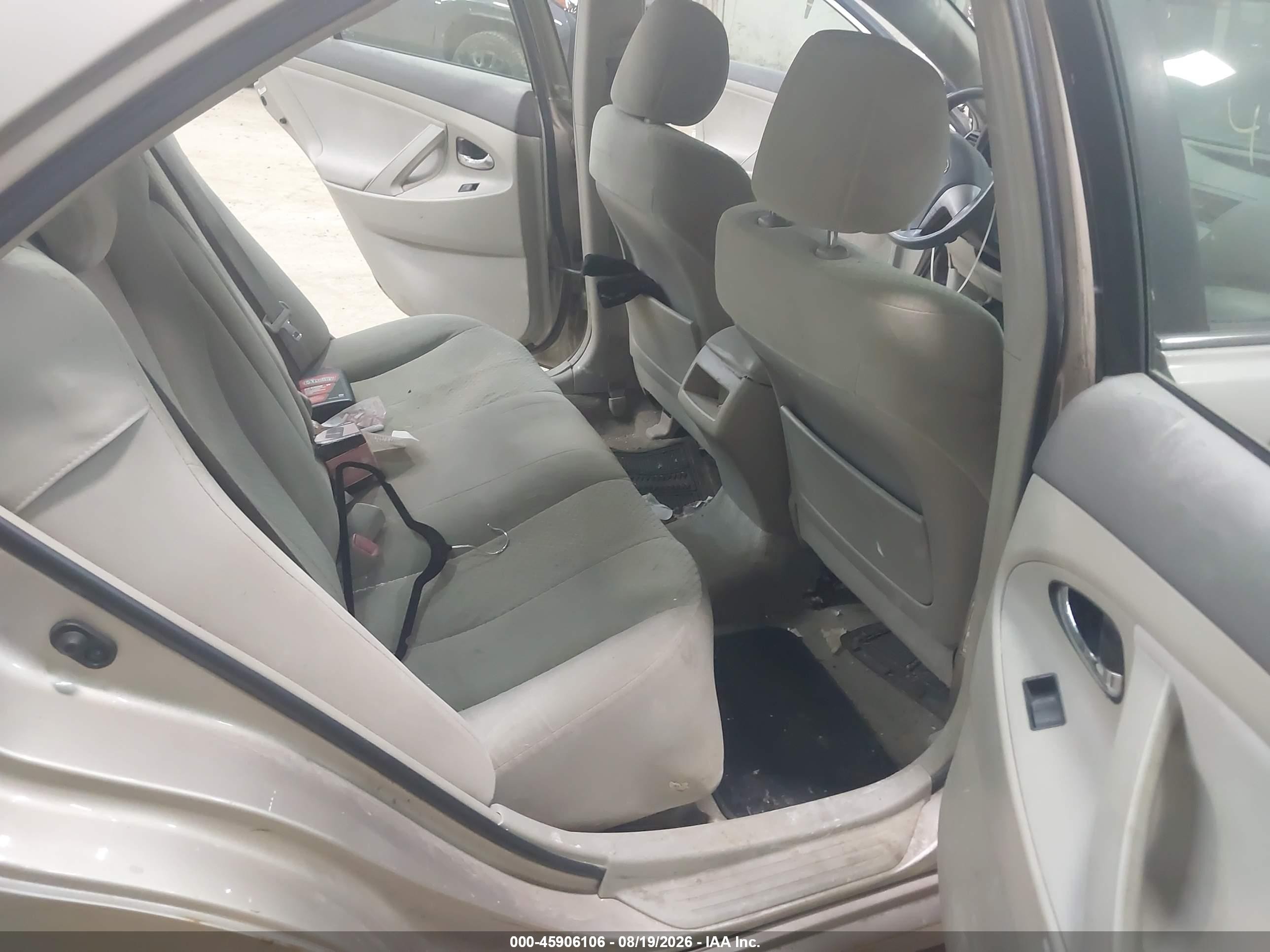 2007 Toyota Camry Le Tan vin: 4T1BE46K87U180966