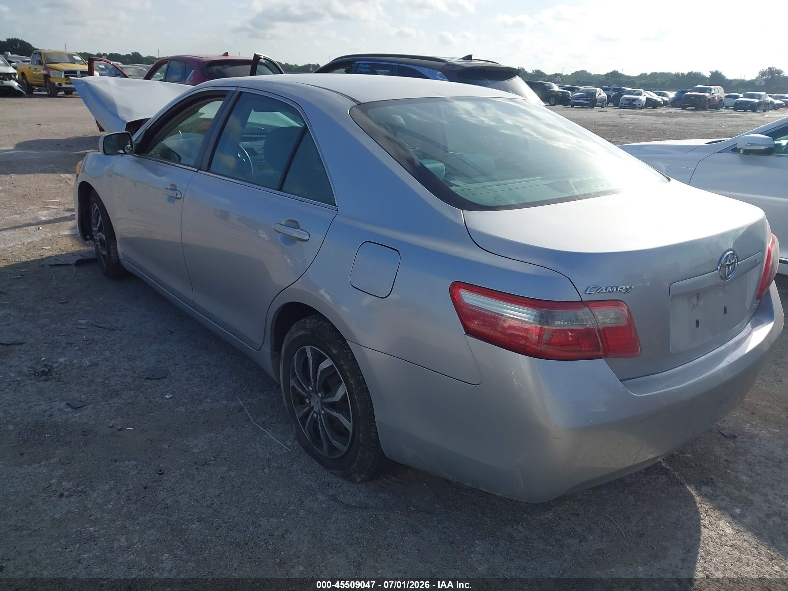 2007 Toyota Camry Le Silver vin: 4T1BE46K87U183494