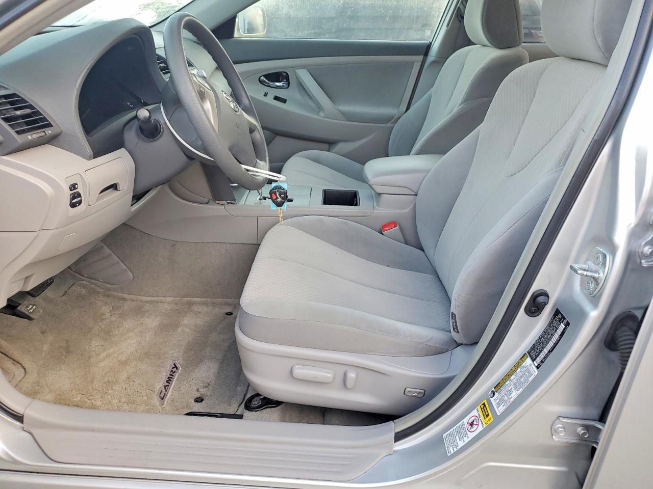2007 Toyota Camry Le Silver vin: 4T1BE46K87U187609