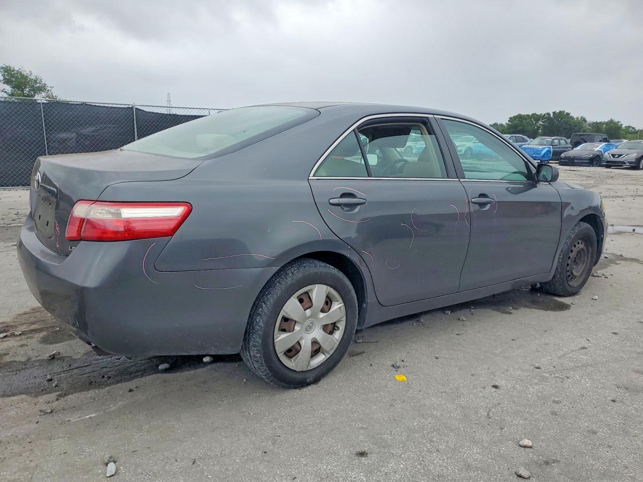 2007 Toyota Camry Le Gray vin: 4T1BE46K87U511903