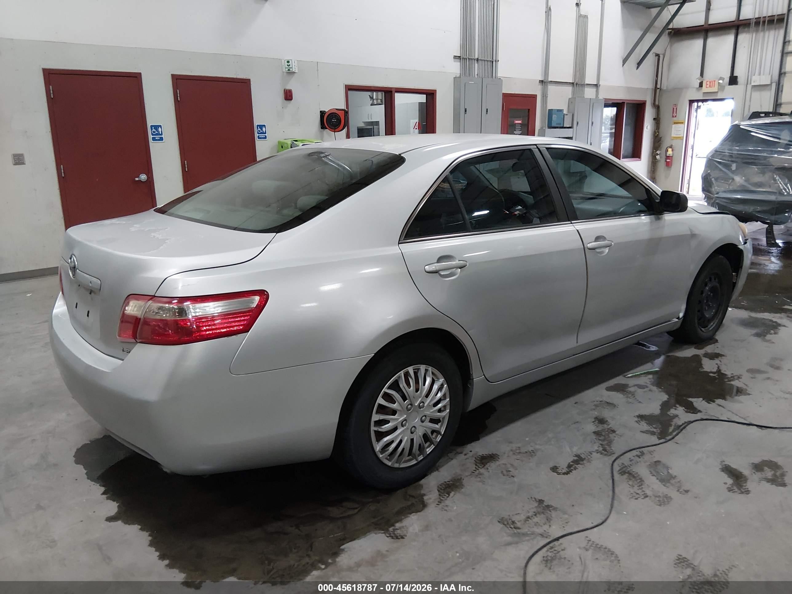 2007 Toyota Camry Le Серебряный vin: 4T1BE46K87U546537