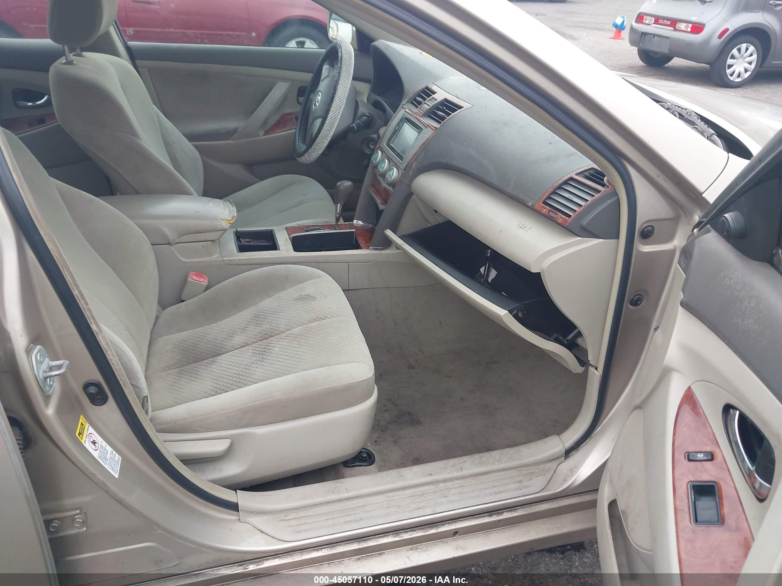 2007 Toyota Camry Ce Золотой vin: 4T1BE46K87U546635