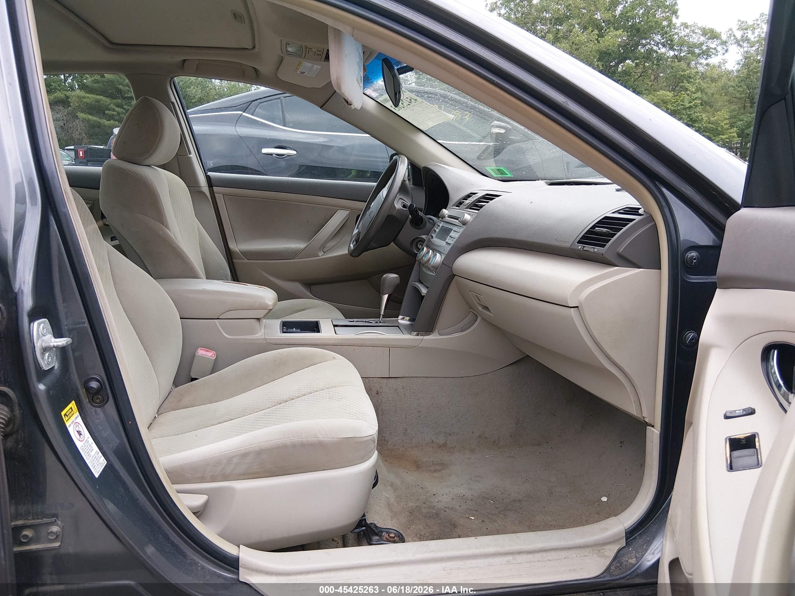 2007 Toyota Camry Le Gray vin: 4T1BE46K87U558767