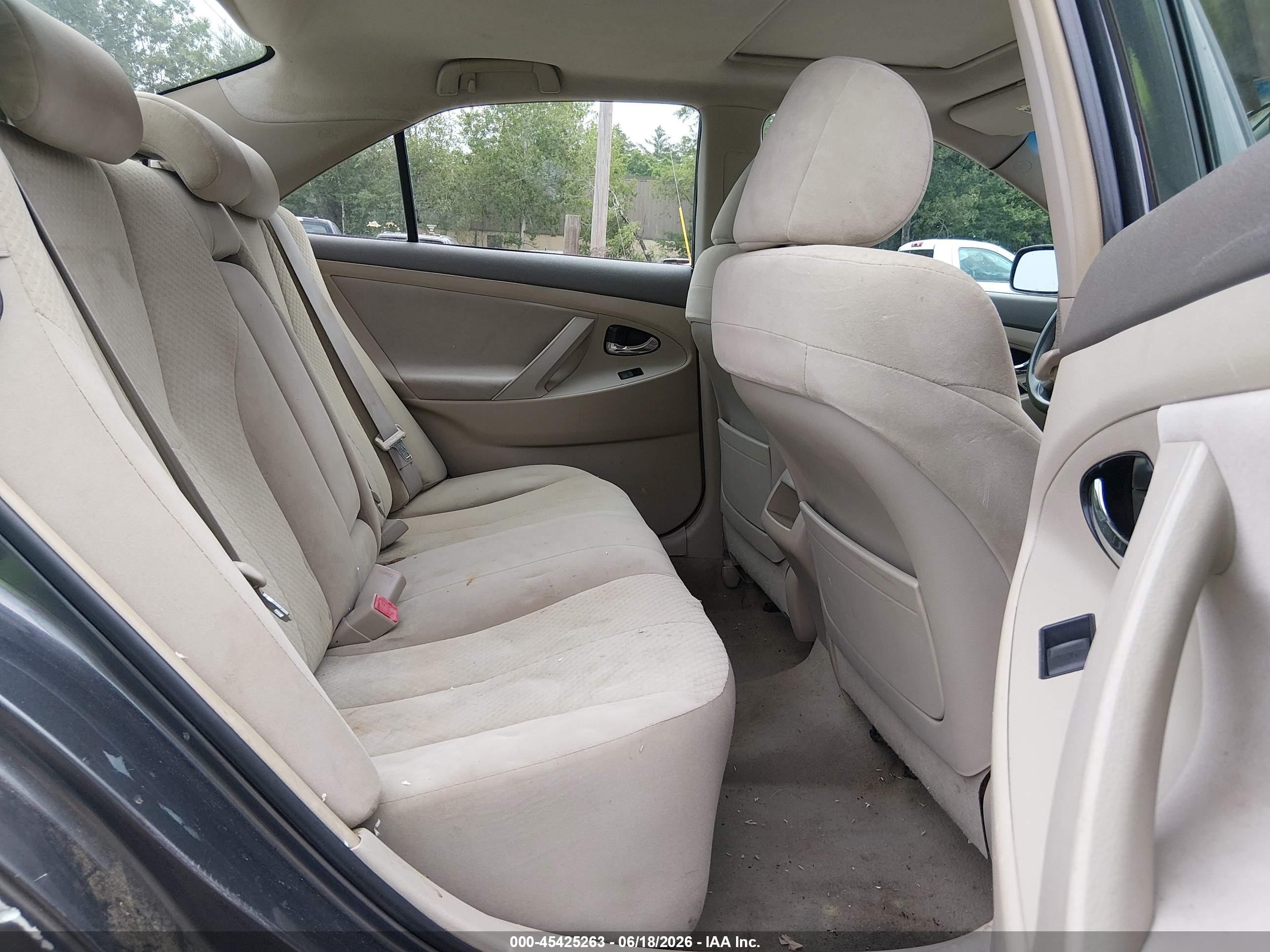 2007 Toyota Camry Le Gray vin: 4T1BE46K87U558767
