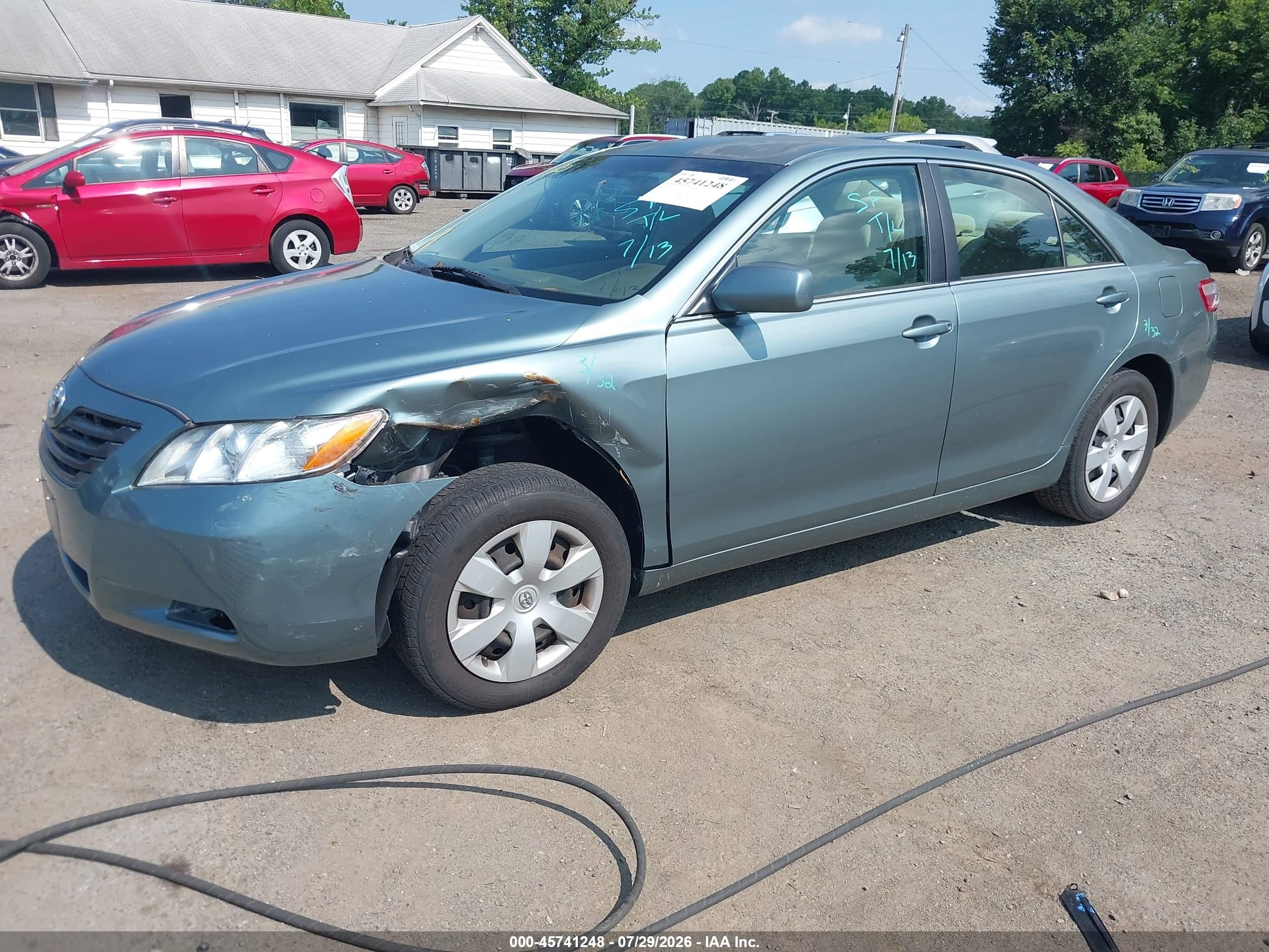 2007 Toyota Camry Le Turquoise vin: 4T1BE46K87U583751