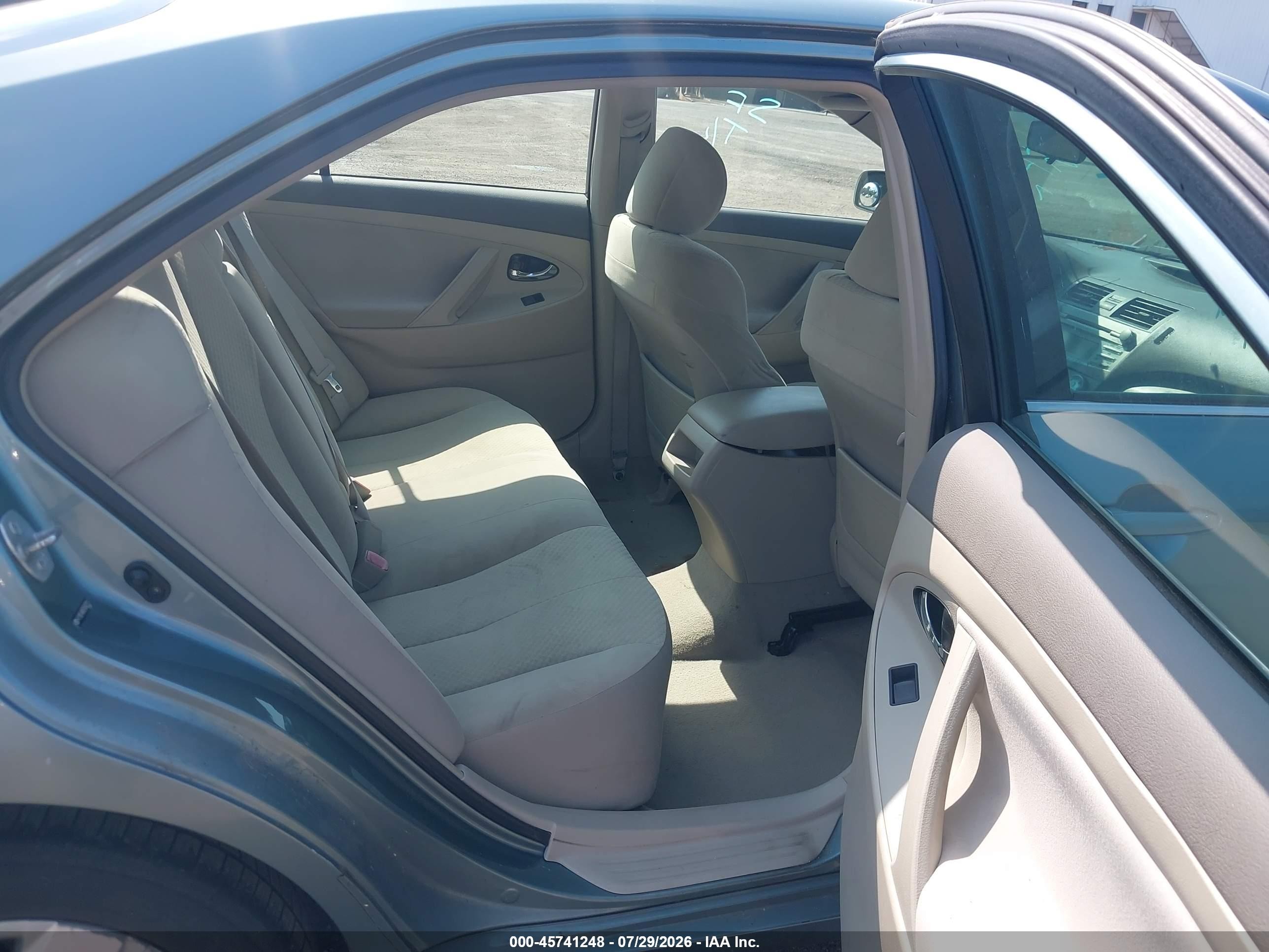 2007 Toyota Camry Le Turquoise vin: 4T1BE46K87U583751
