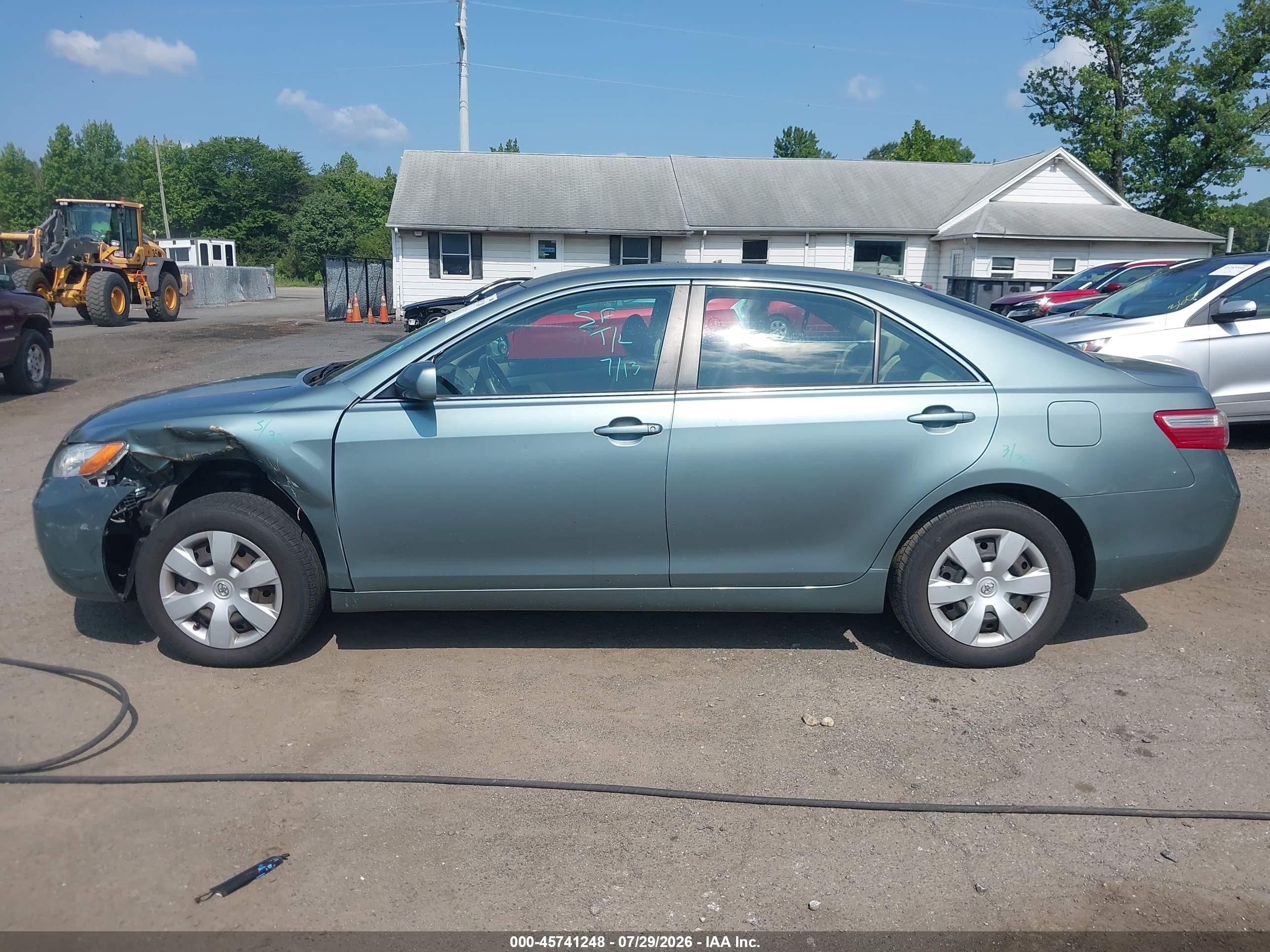 2007 Toyota Camry Le Turquoise vin: 4T1BE46K87U583751