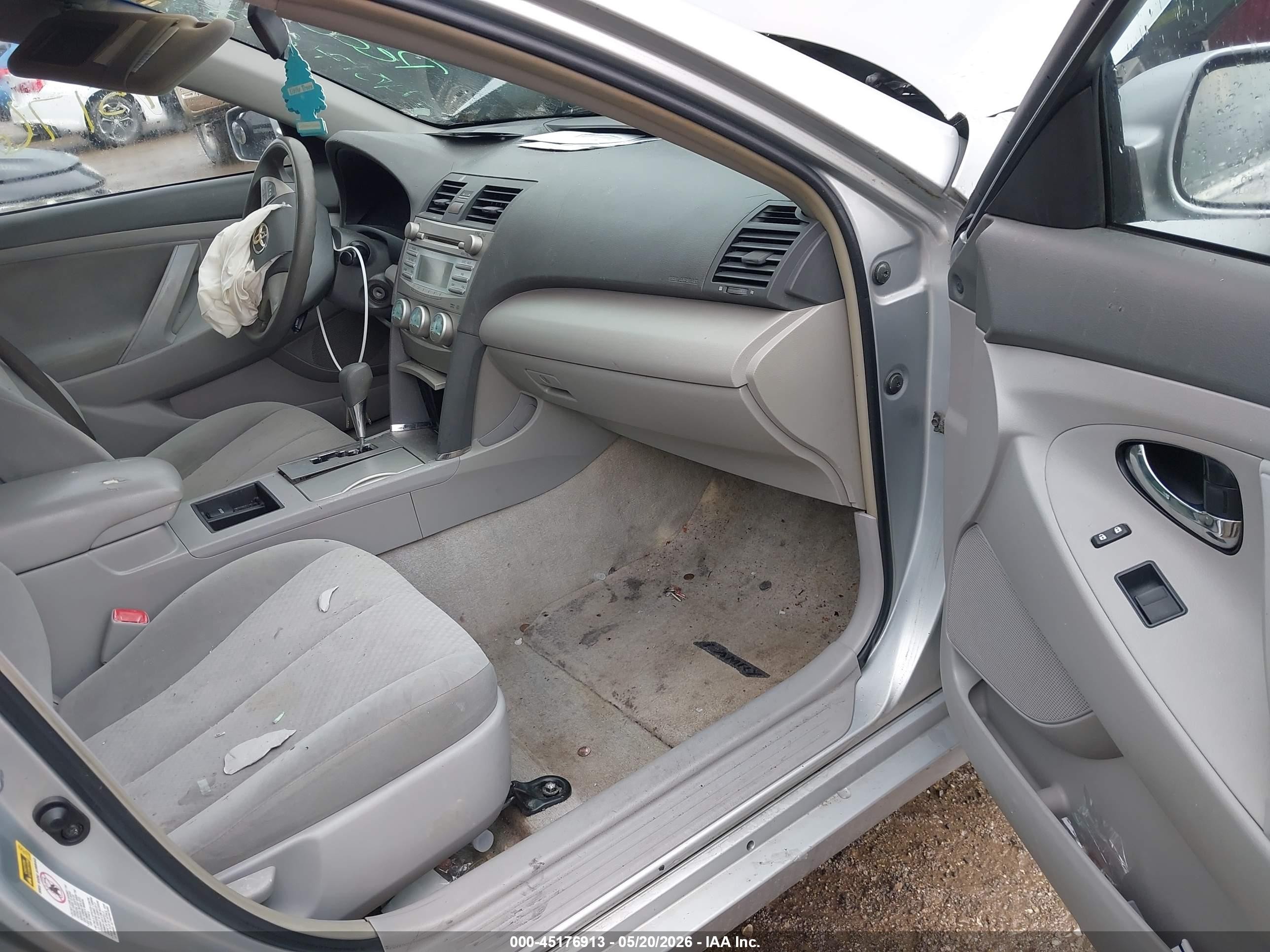 2007 Toyota Camry Le Silver vin: 4T1BE46K87U587931
