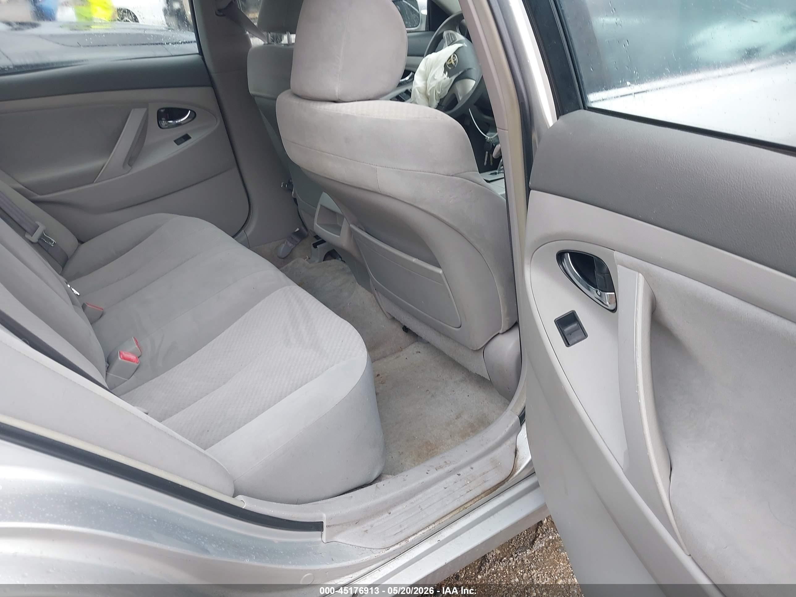 2007 Toyota Camry Le Silver vin: 4T1BE46K87U587931