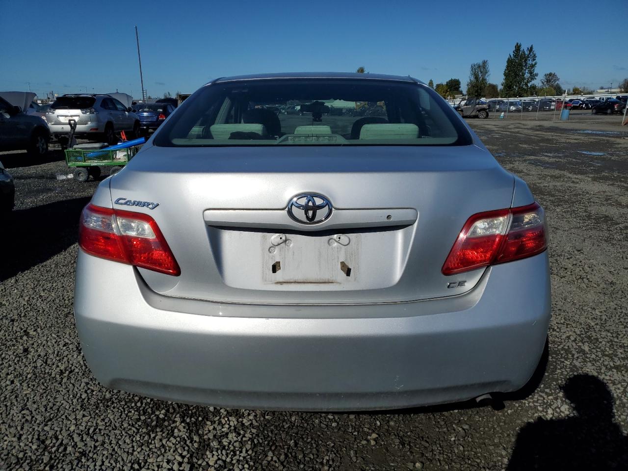 2007 Toyota Camry Ce Silver vin: 4T1BE46K87U588464
