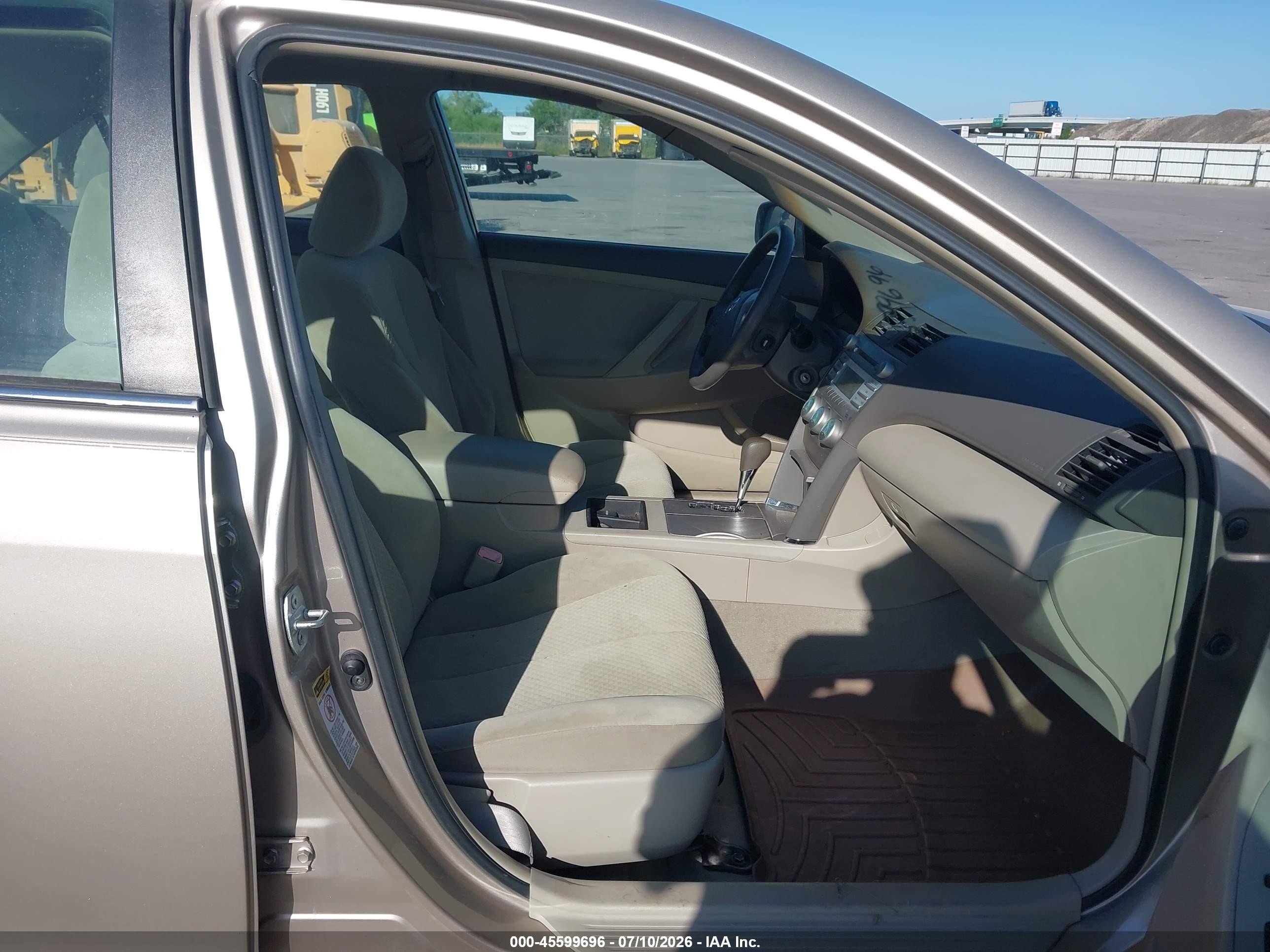 2007 Toyota Camry Le Beige vin: 4T1BE46K87U622709