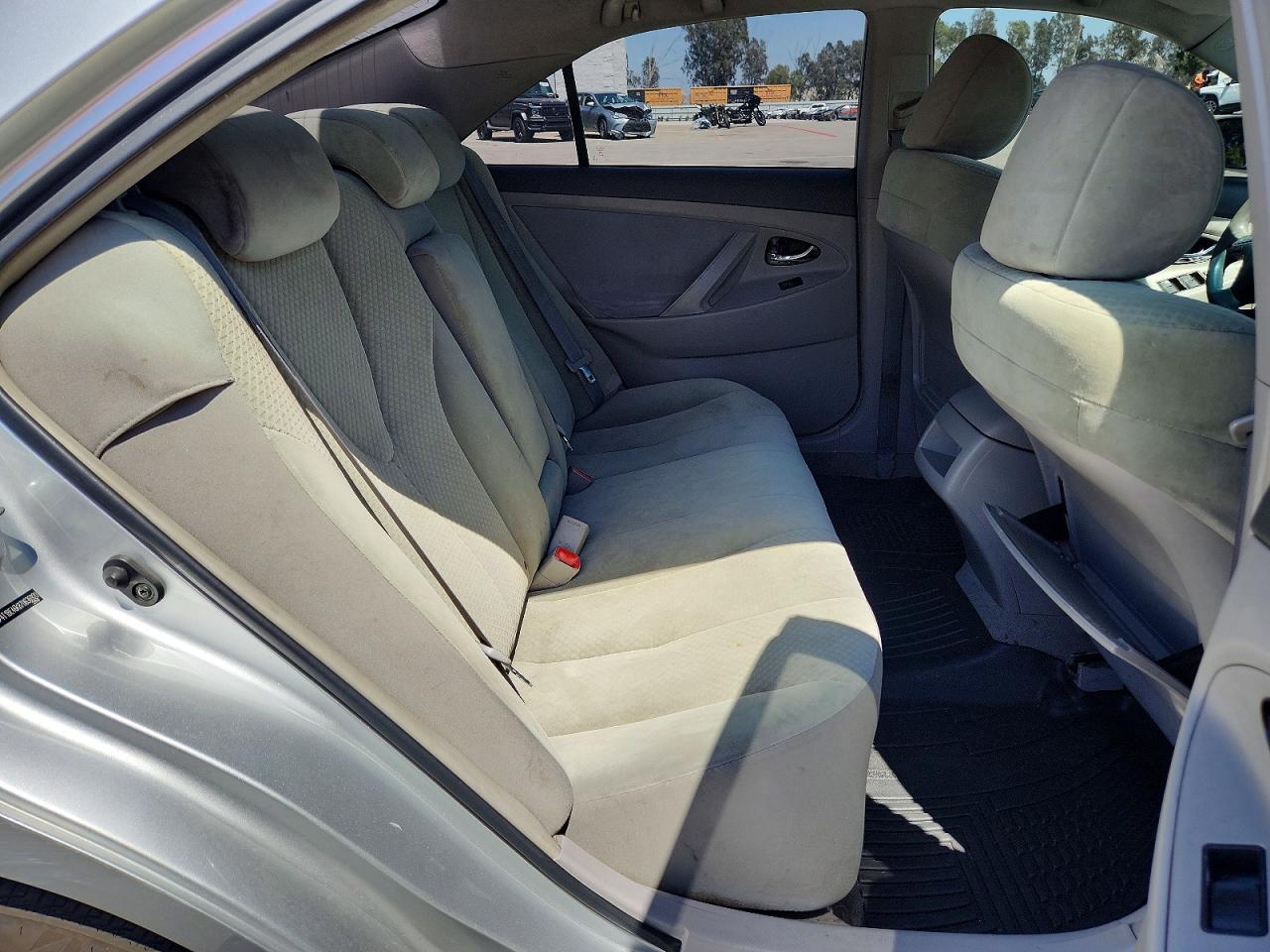 2007 Toyota Camry Le Silver vin: 4T1BE46K87U636920