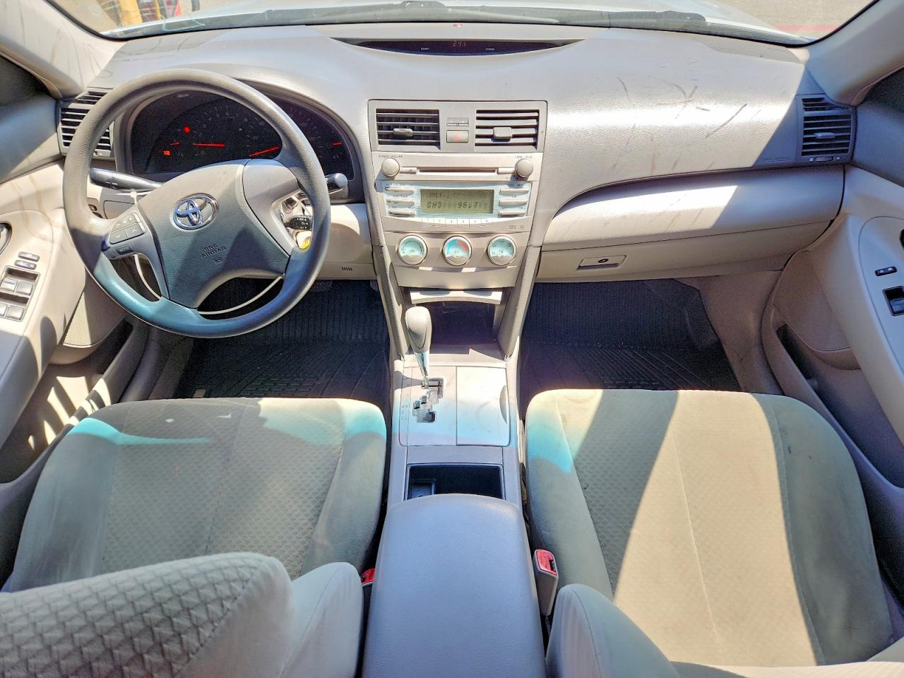 2007 Toyota Camry Le Silver vin: 4T1BE46K87U636920