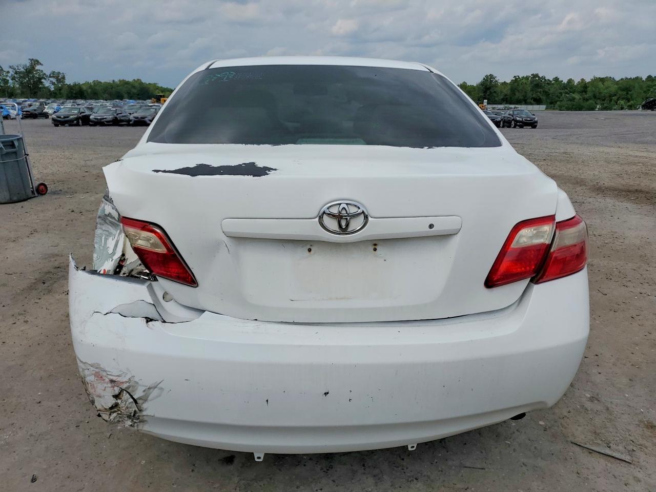 2007 Toyota Camry Le White vin: 4T1BE46K87U669867