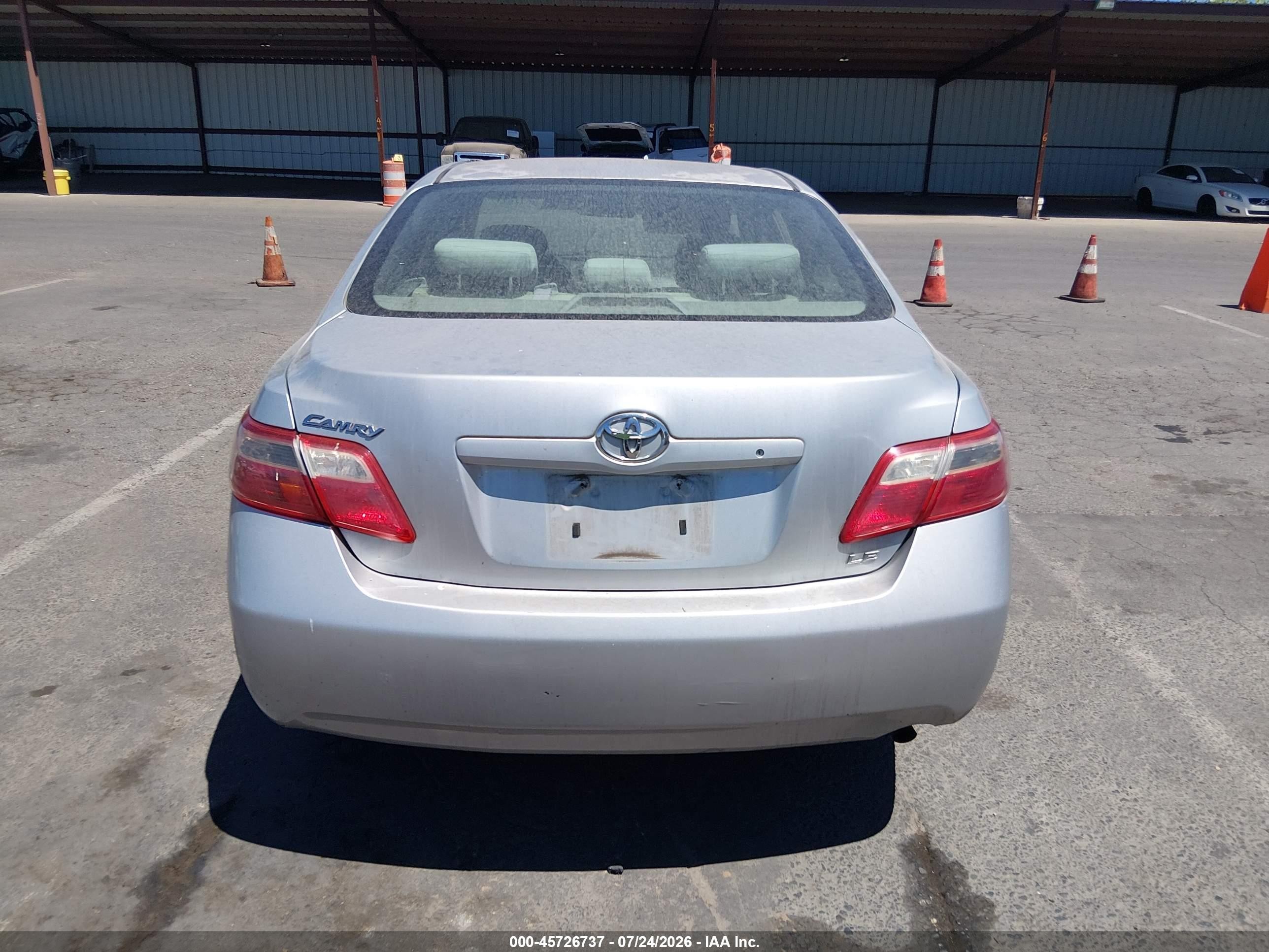 2007 Toyota Camry Le Серебряный vin: 4T1BE46K87U706061