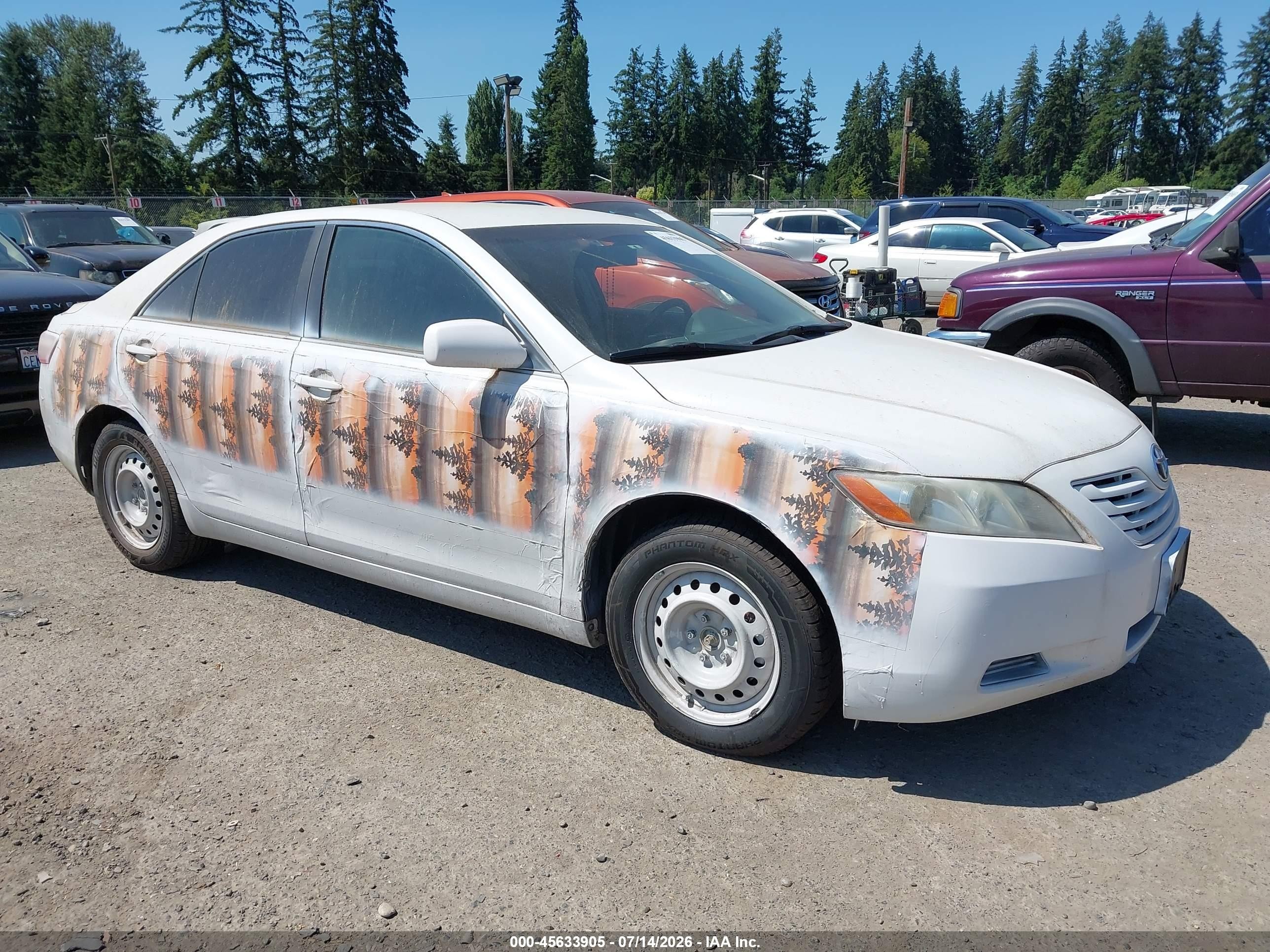 2007 Toyota Camry Le White vin: 4T1BE46K87U714080