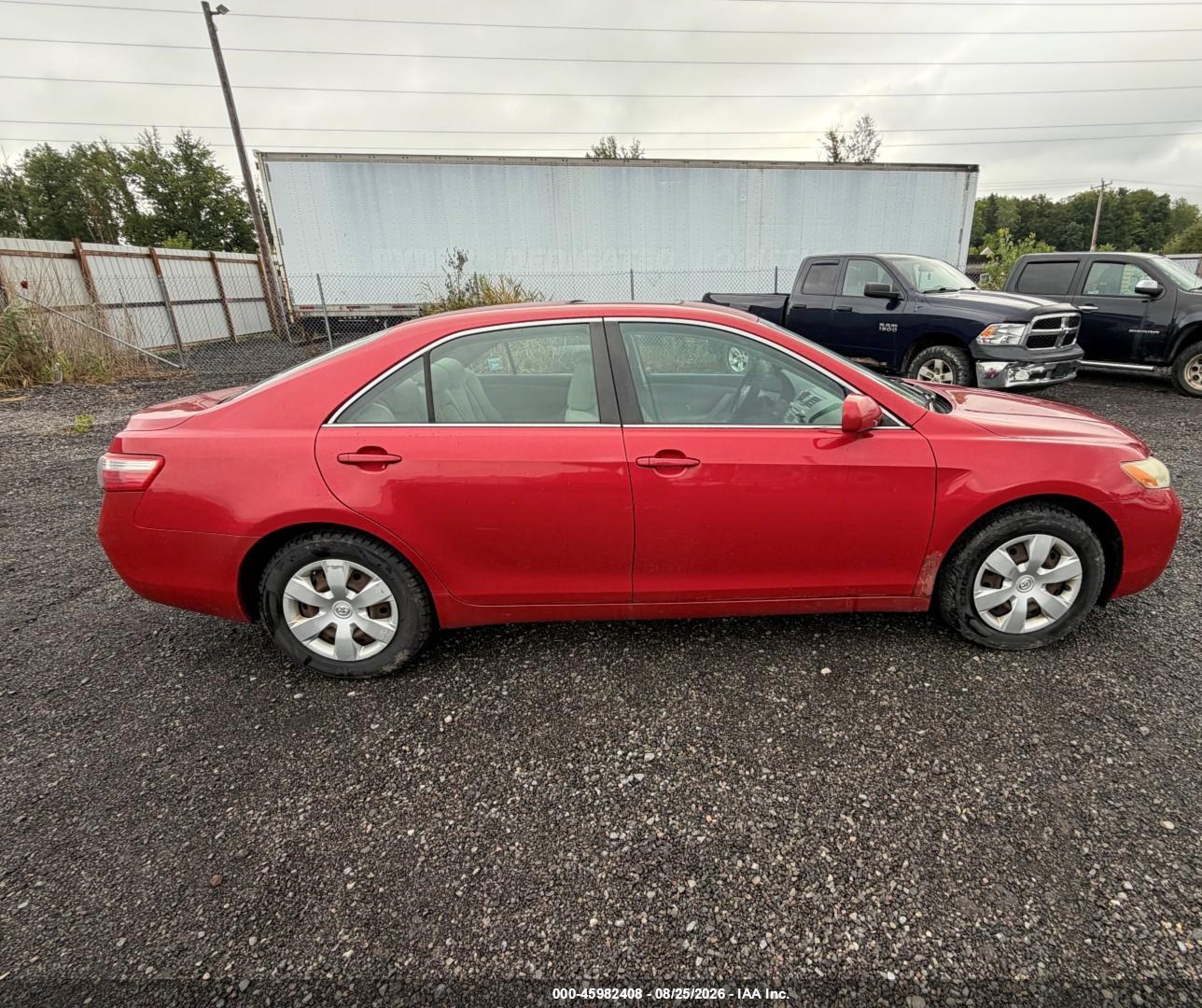 2008 Toyota Camry Le Red vin: 4T1BE46K88U206483