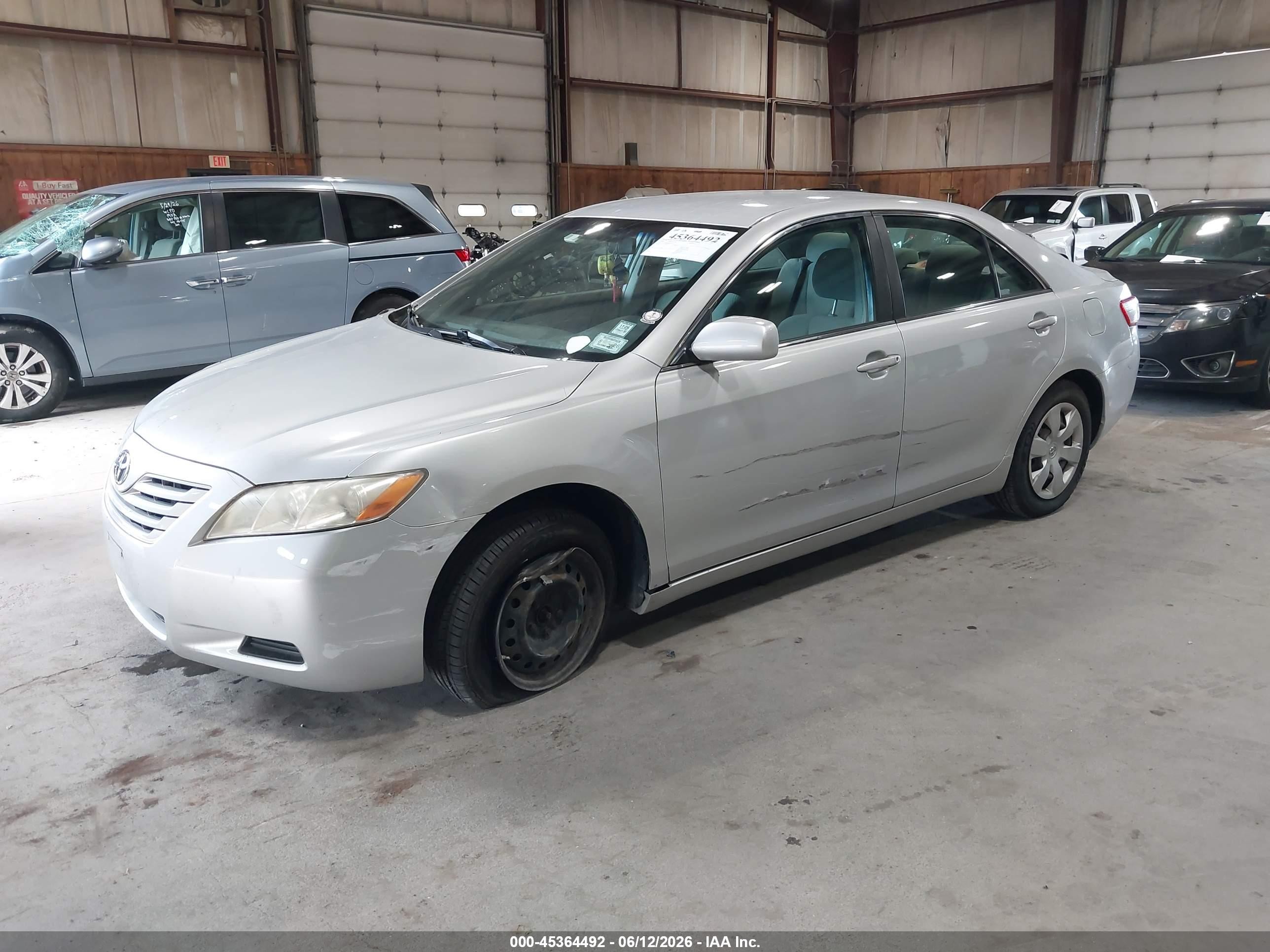 2008 Toyota Camry   Silver vin: 4T1BE46K88U753673