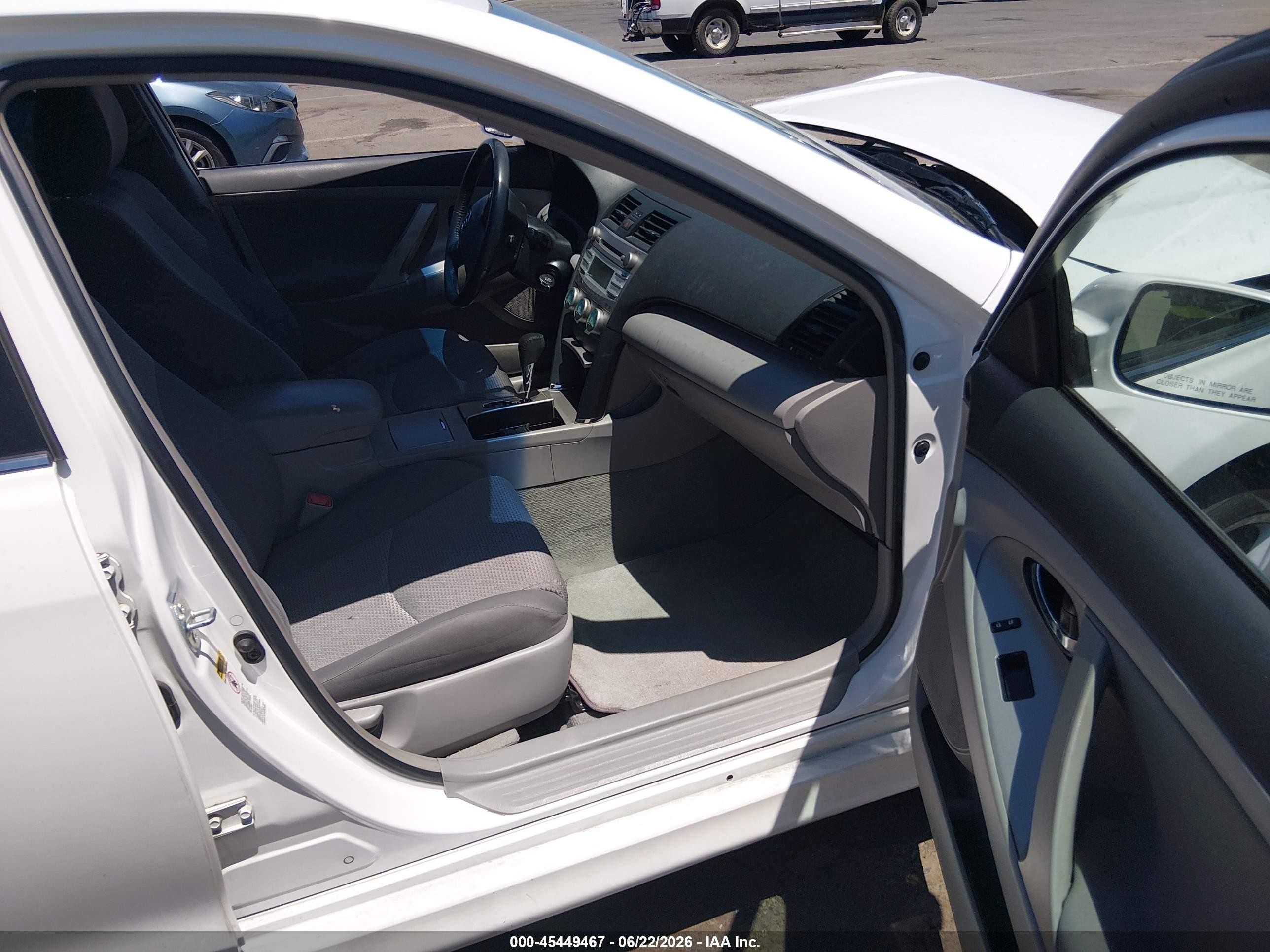 2008 Toyota Camry Se White vin: 4T1BE46K88U754130