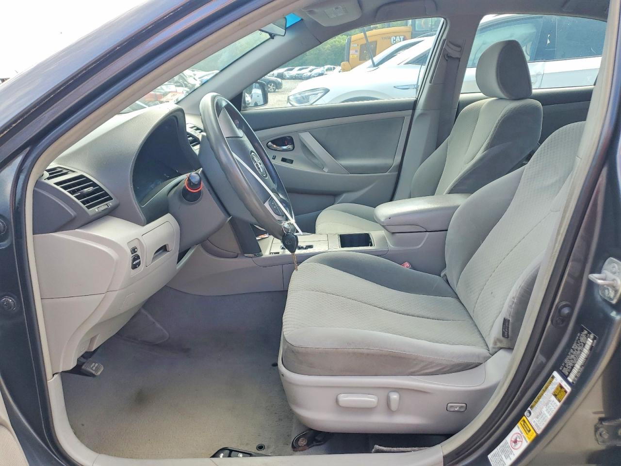 2008 Toyota Camry Le Gray vin: 4T1BE46K88U757593