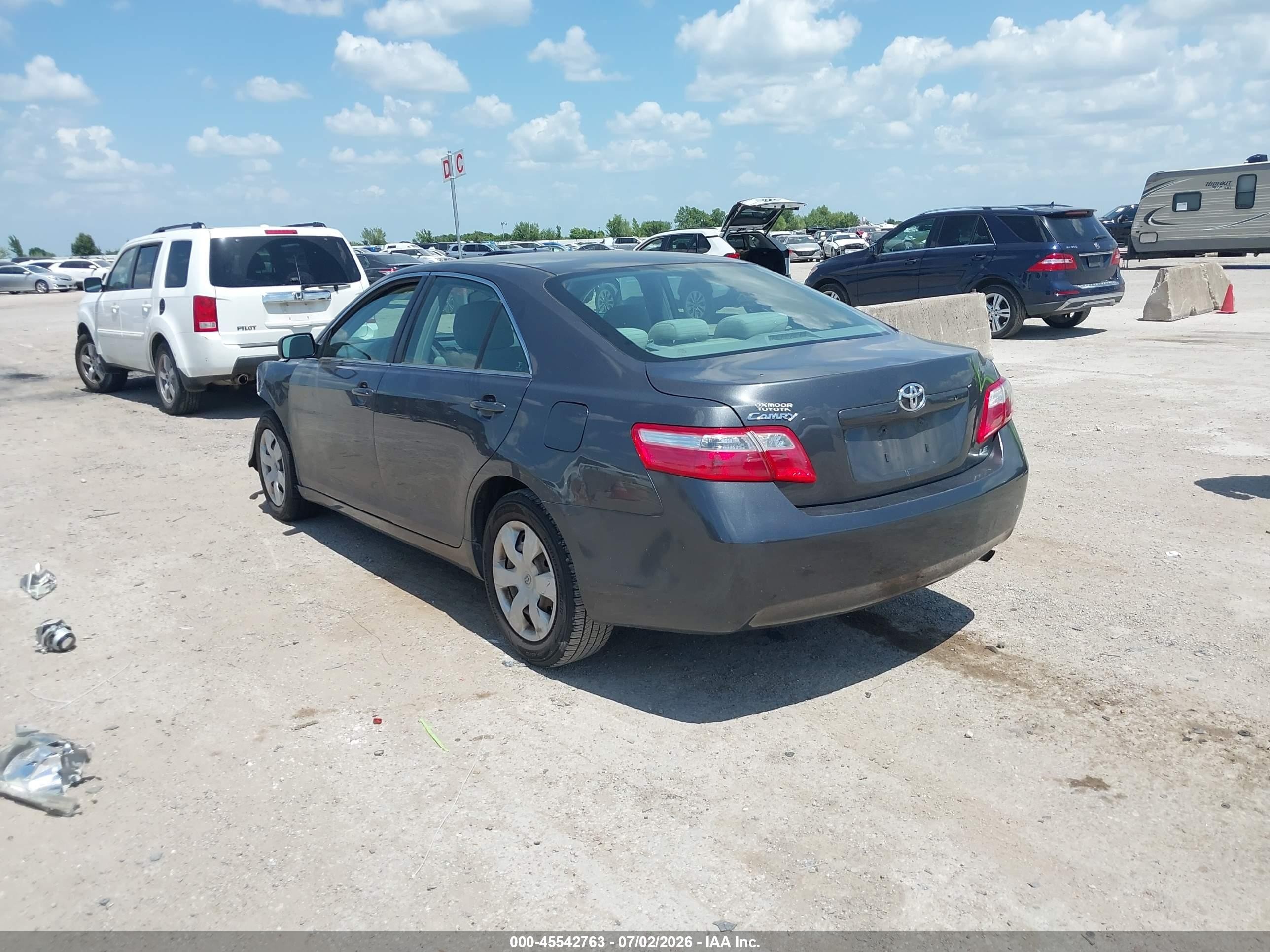 2008 Toyota Camry Le Gray vin: 4T1BE46K88U771655