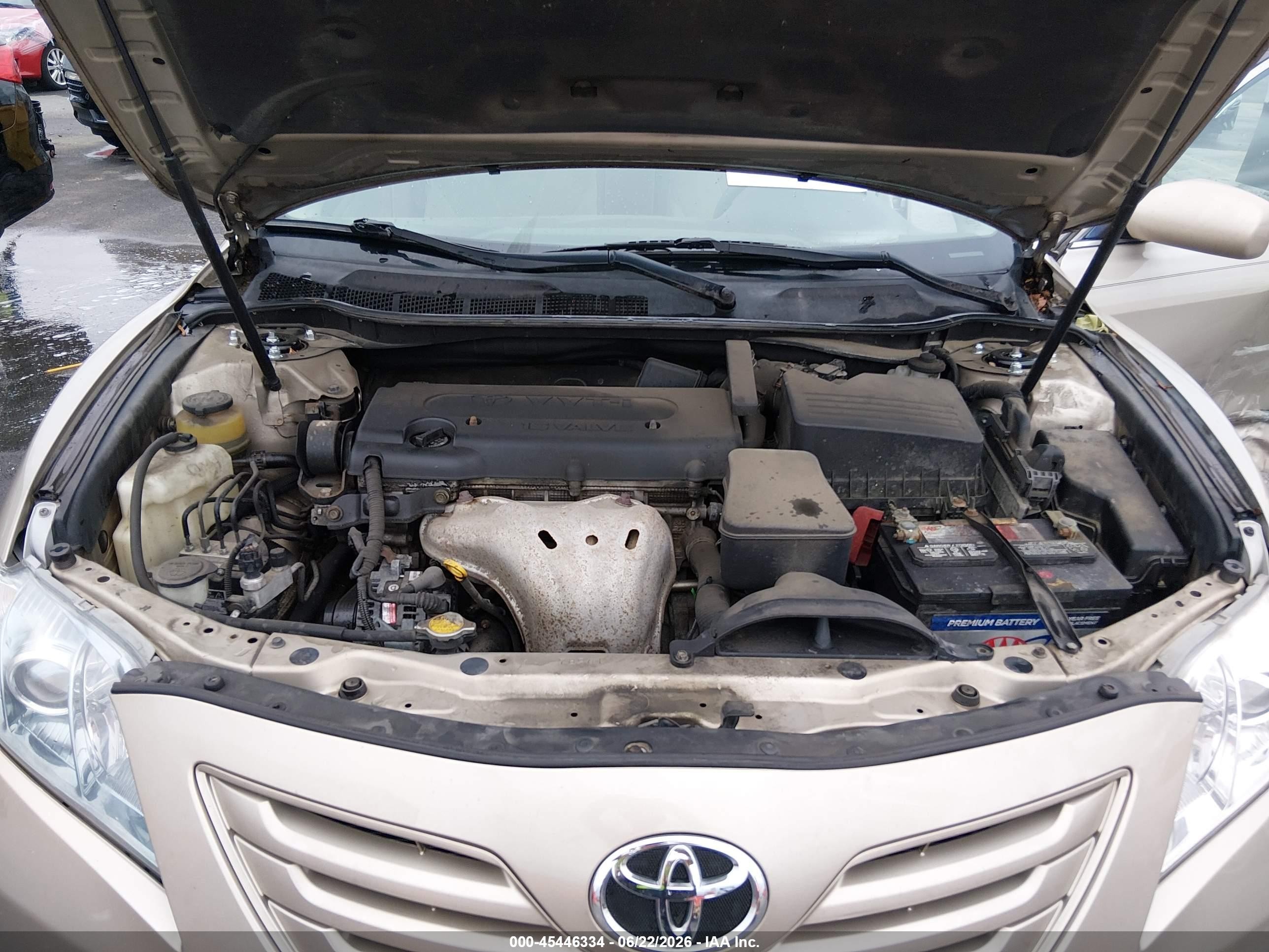 2008 Toyota Camry Le Золотой vin: 4T1BE46K88U775303