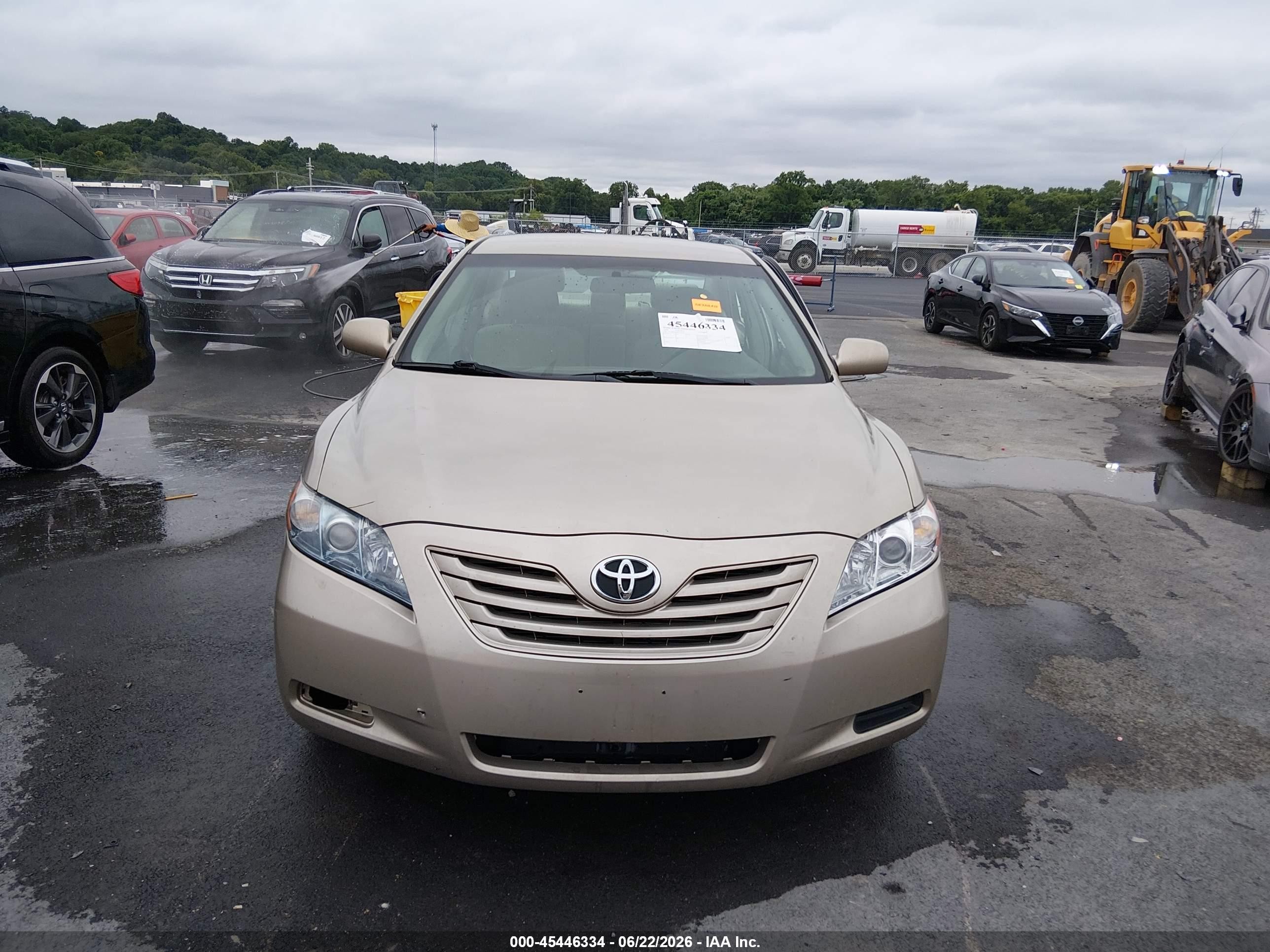 2008 Toyota Camry Le Золотой vin: 4T1BE46K88U775303