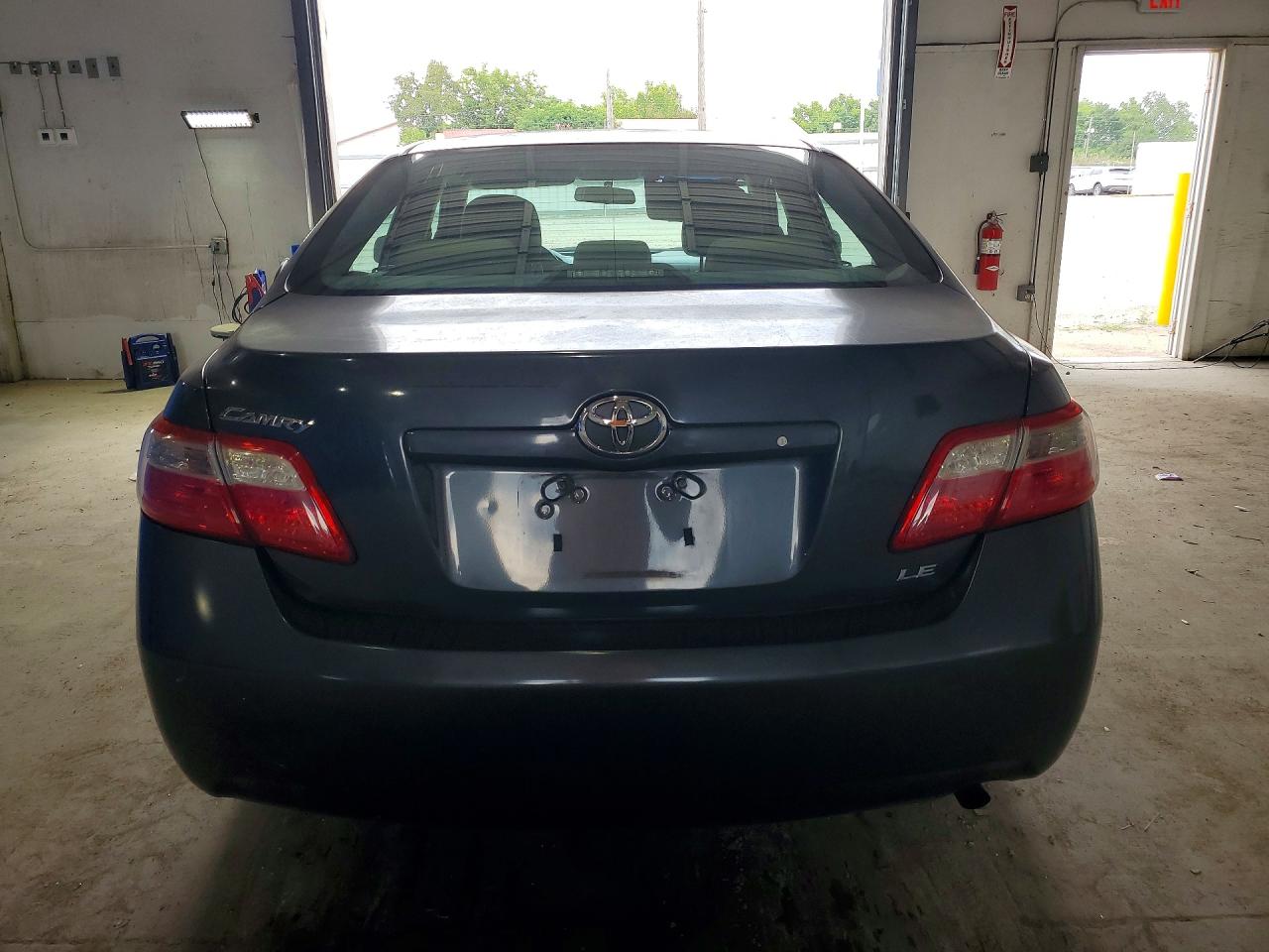 2008 Toyota Camry Le Gray vin: 4T1BE46K88U784275