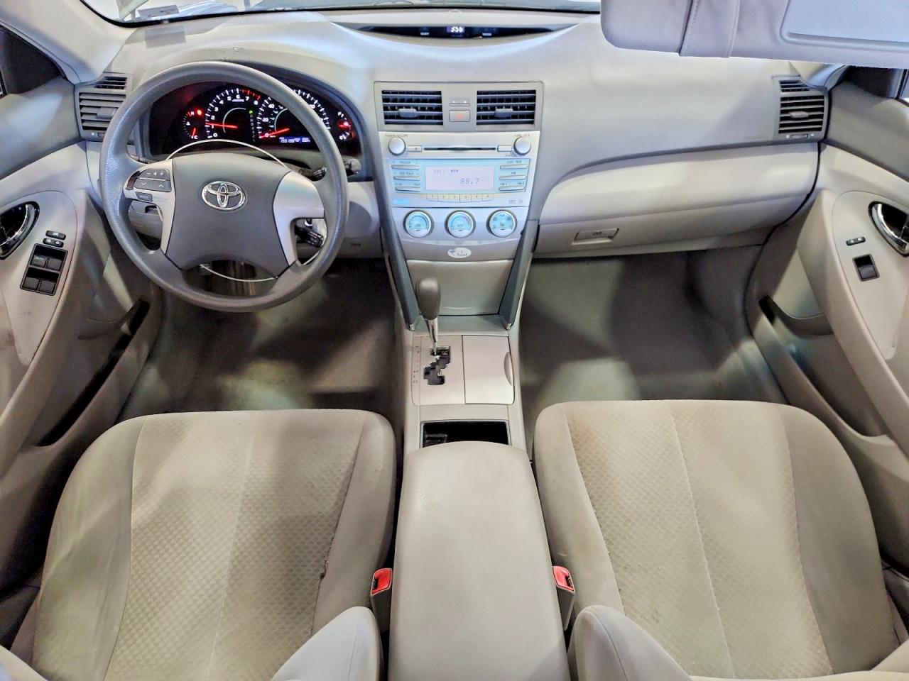 2008 Toyota Camry Le Gray vin: 4T1BE46K88U785832
