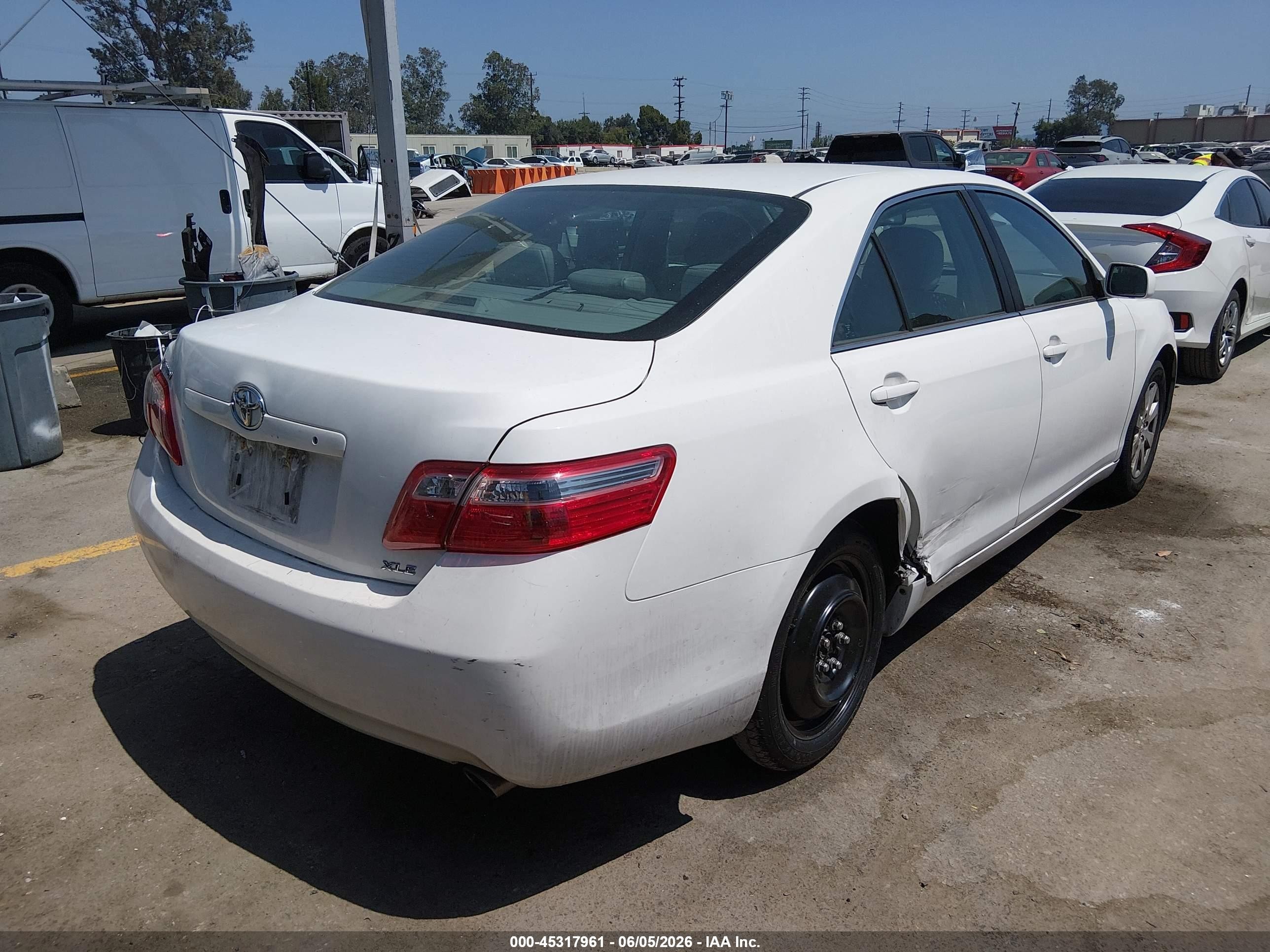 2008 Toyota Camry Xle White vin: 4T1BE46K88U788150