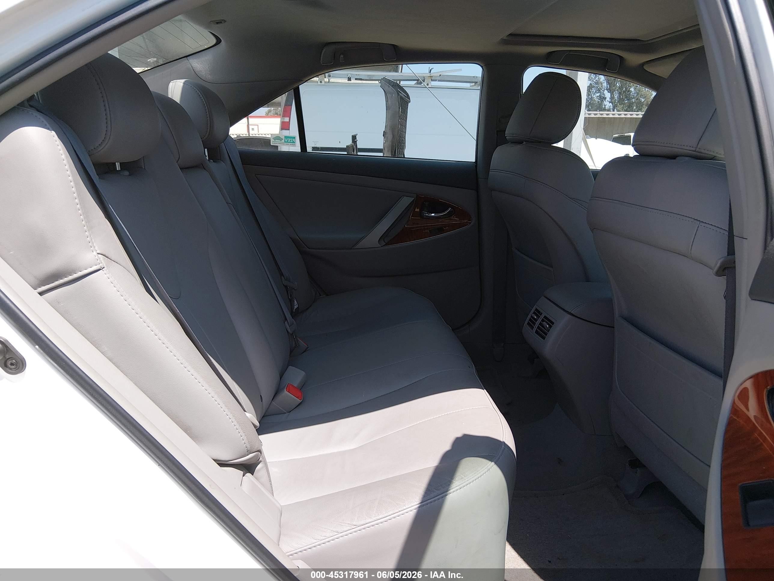 2008 Toyota Camry Xle White vin: 4T1BE46K88U788150