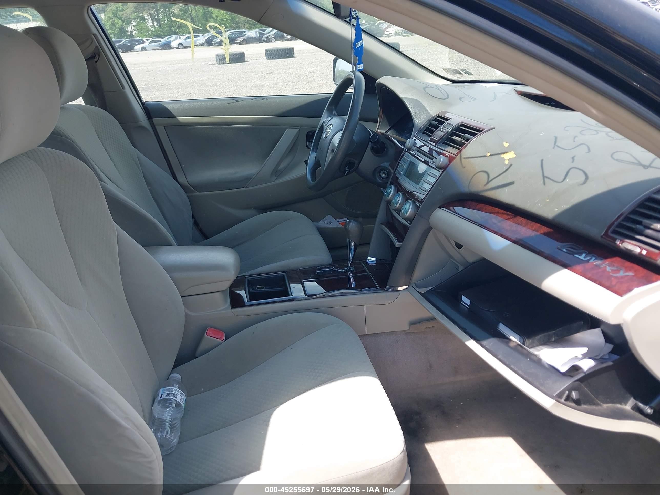 2009 Toyota Camry Le Black vin: 4T1BE46K89U272095