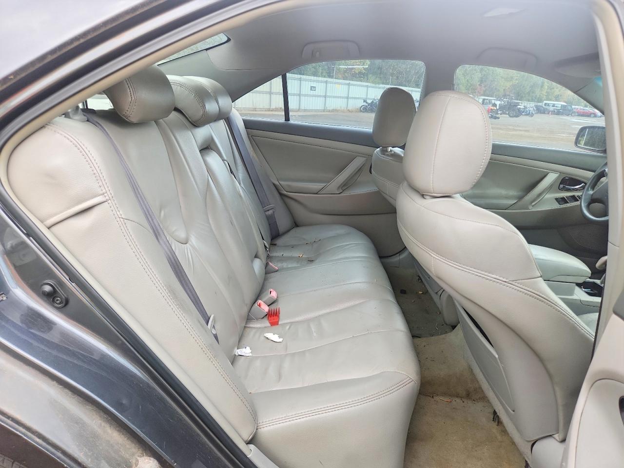 2009 Toyota Camry Le Gray vin: 4T1BE46K89U287325