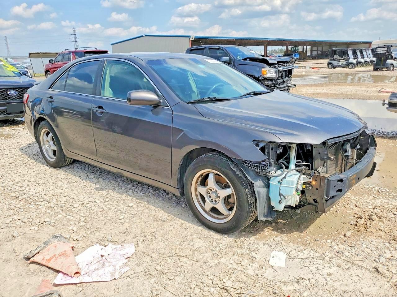 2009 Toyota Camry Le Gray vin: 4T1BE46K89U313485