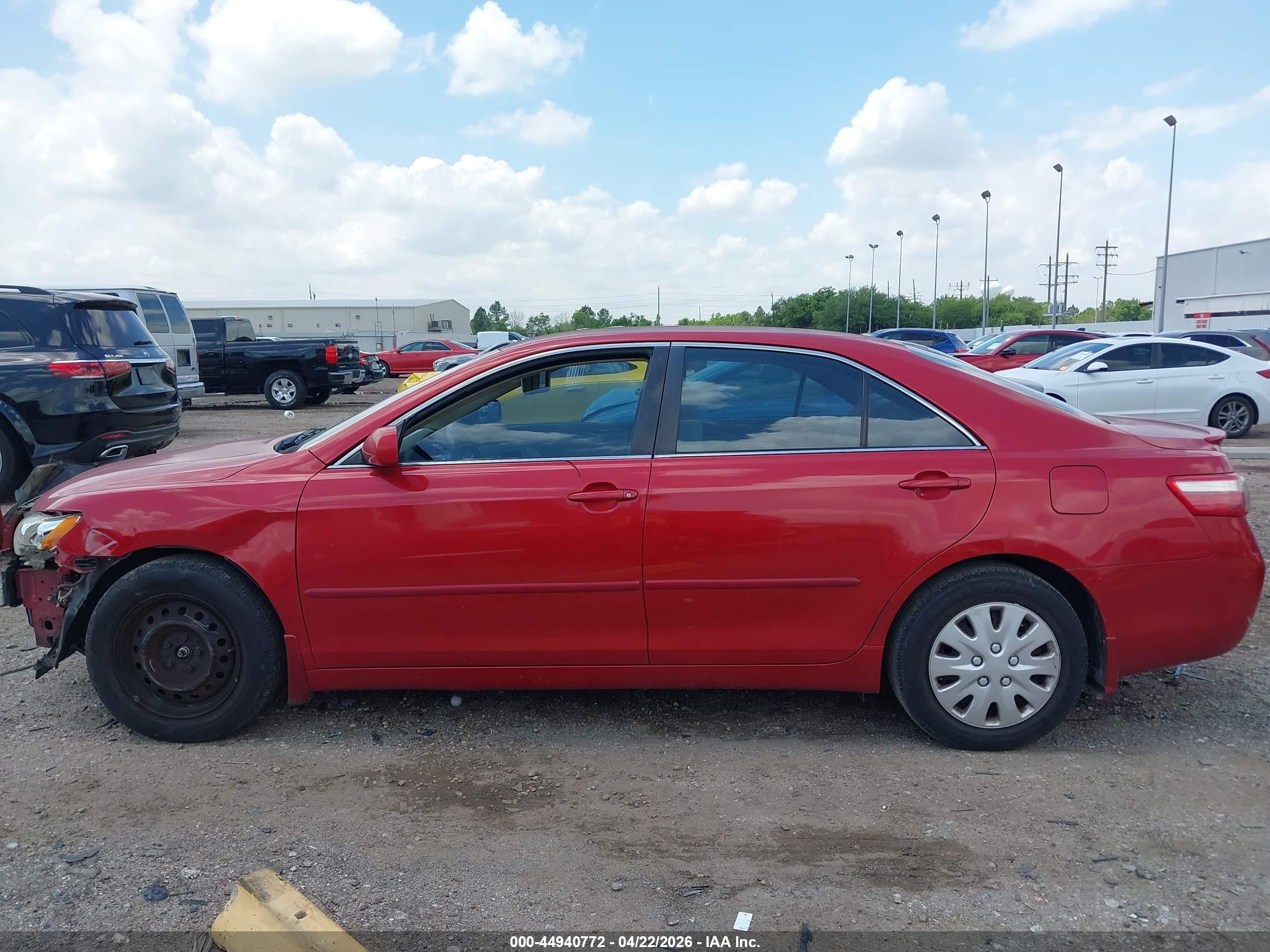 2009 Toyota Camry Le Red vin: 4T1BE46K89U342193