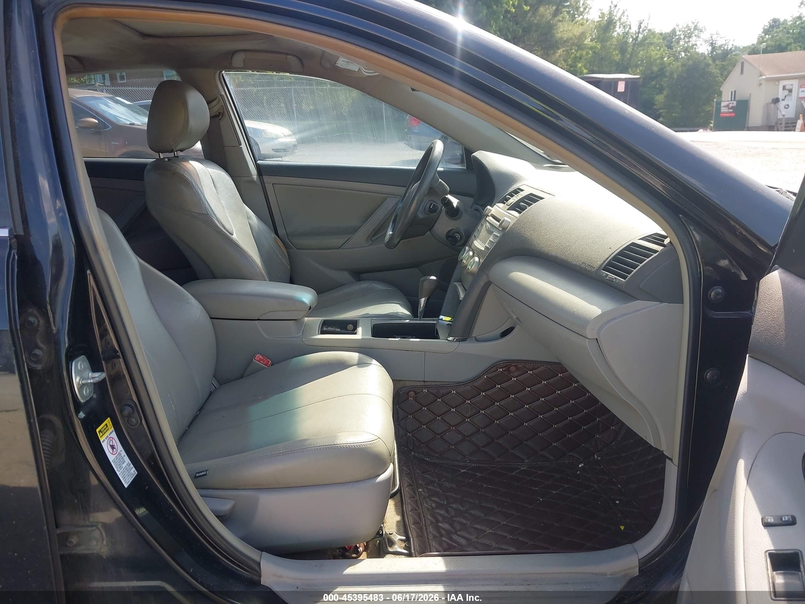 2009 Toyota Camry Le Black vin: 4T1BE46K89U345630