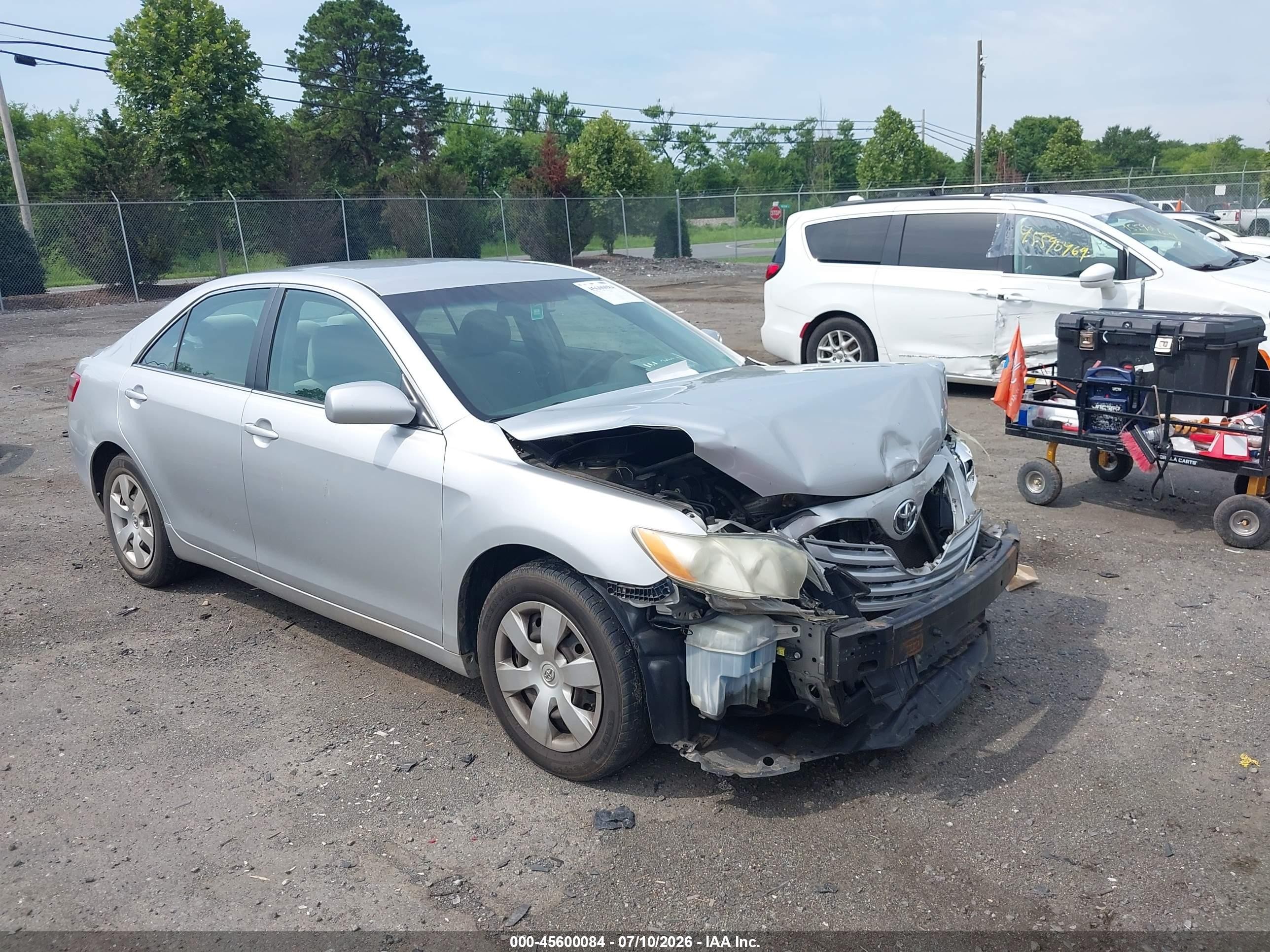 2009 Toyota Camry Le Silver vin: 4T1BE46K89U350178