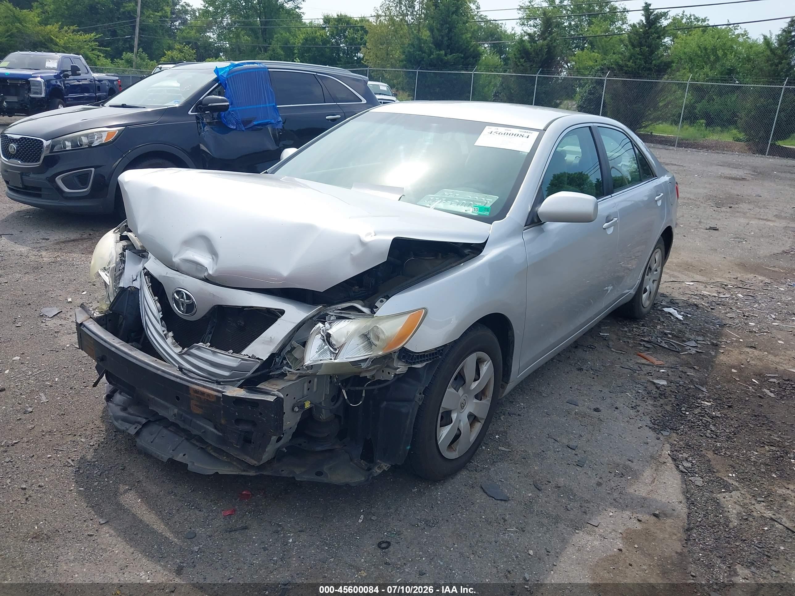 2009 Toyota Camry Le Silver vin: 4T1BE46K89U350178