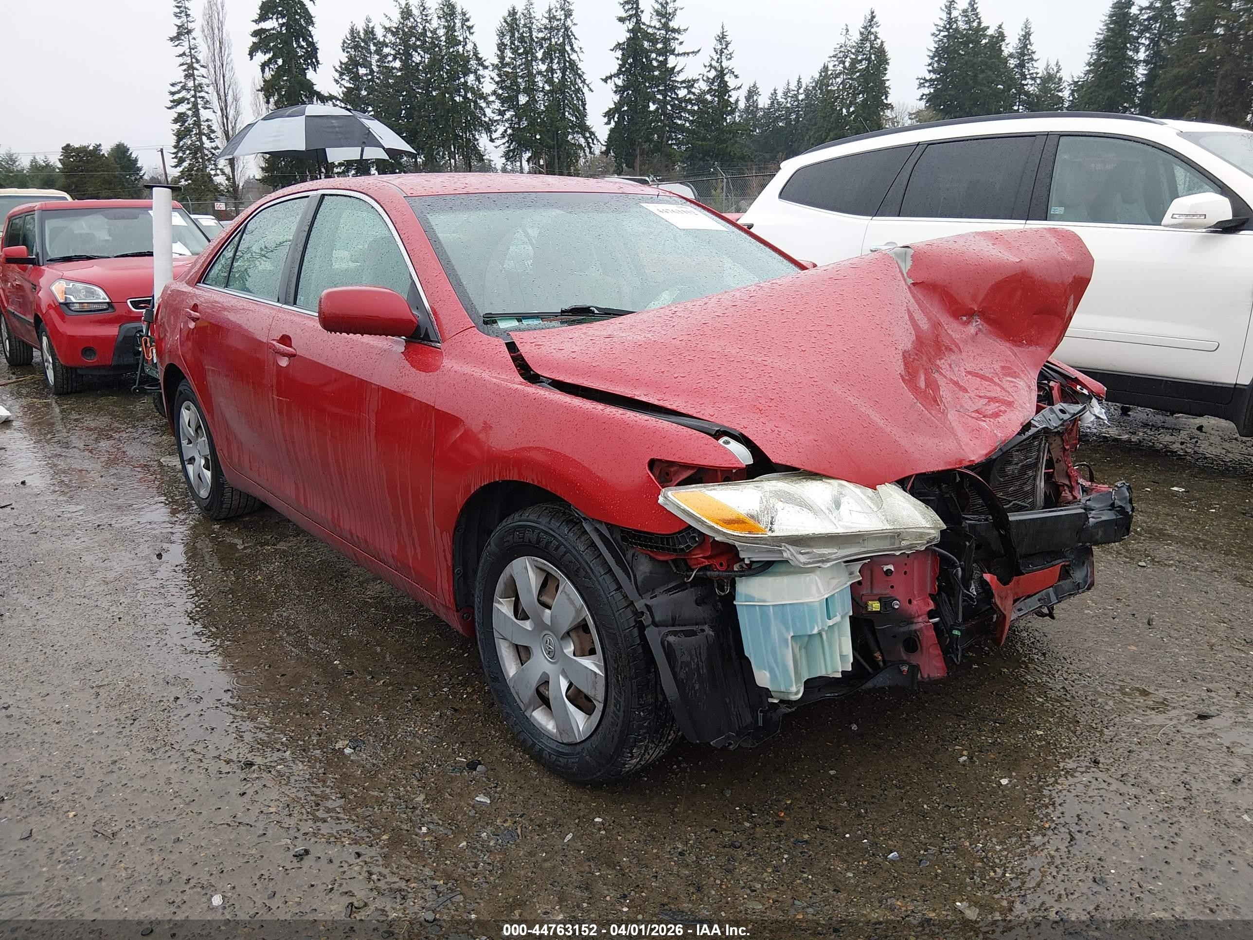 2009 Toyota Camry Le Red vin: 4T1BE46K89U358362