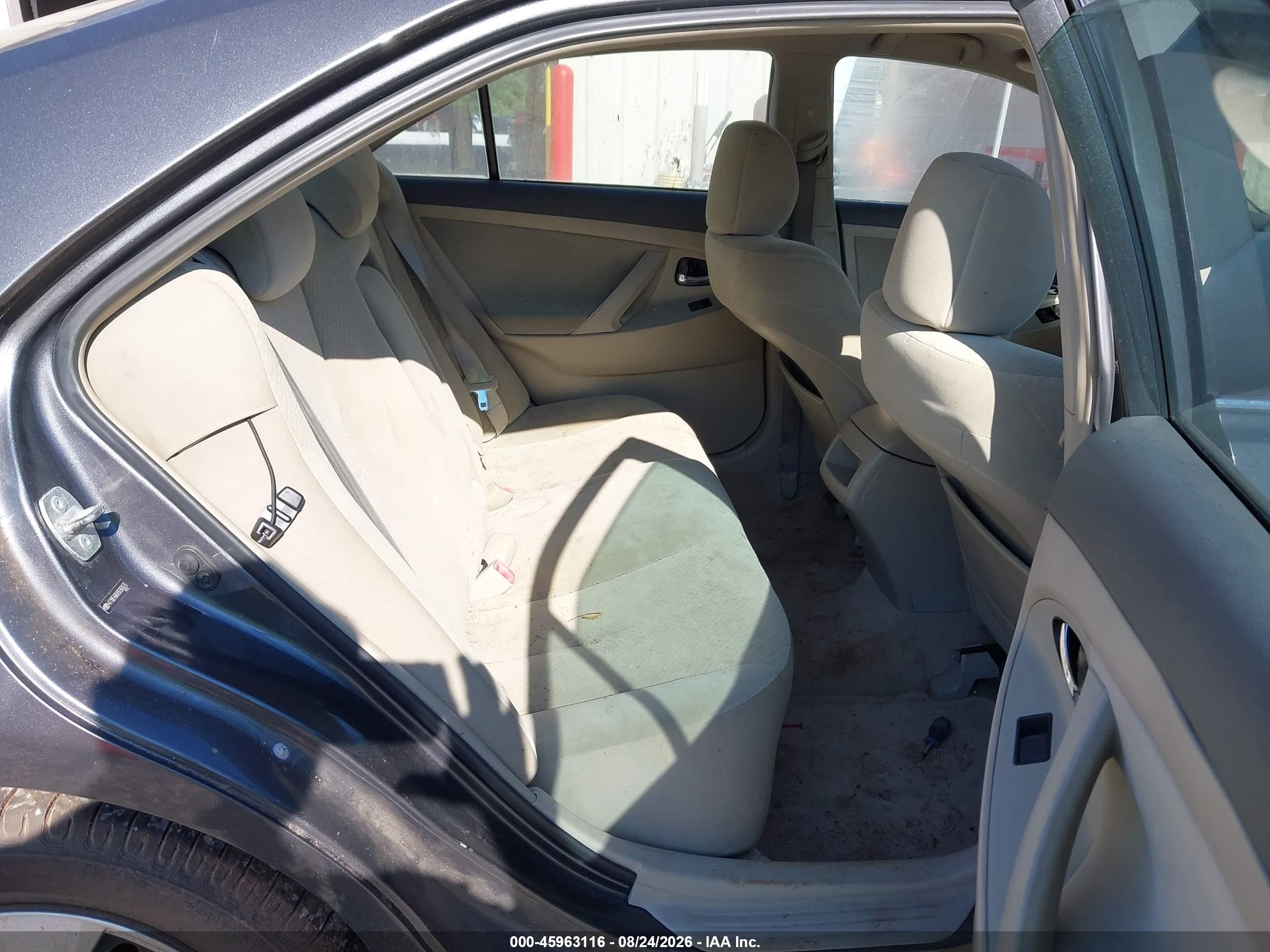 2009 Toyota Camry Le Gray vin: 4T1BE46K89U360676