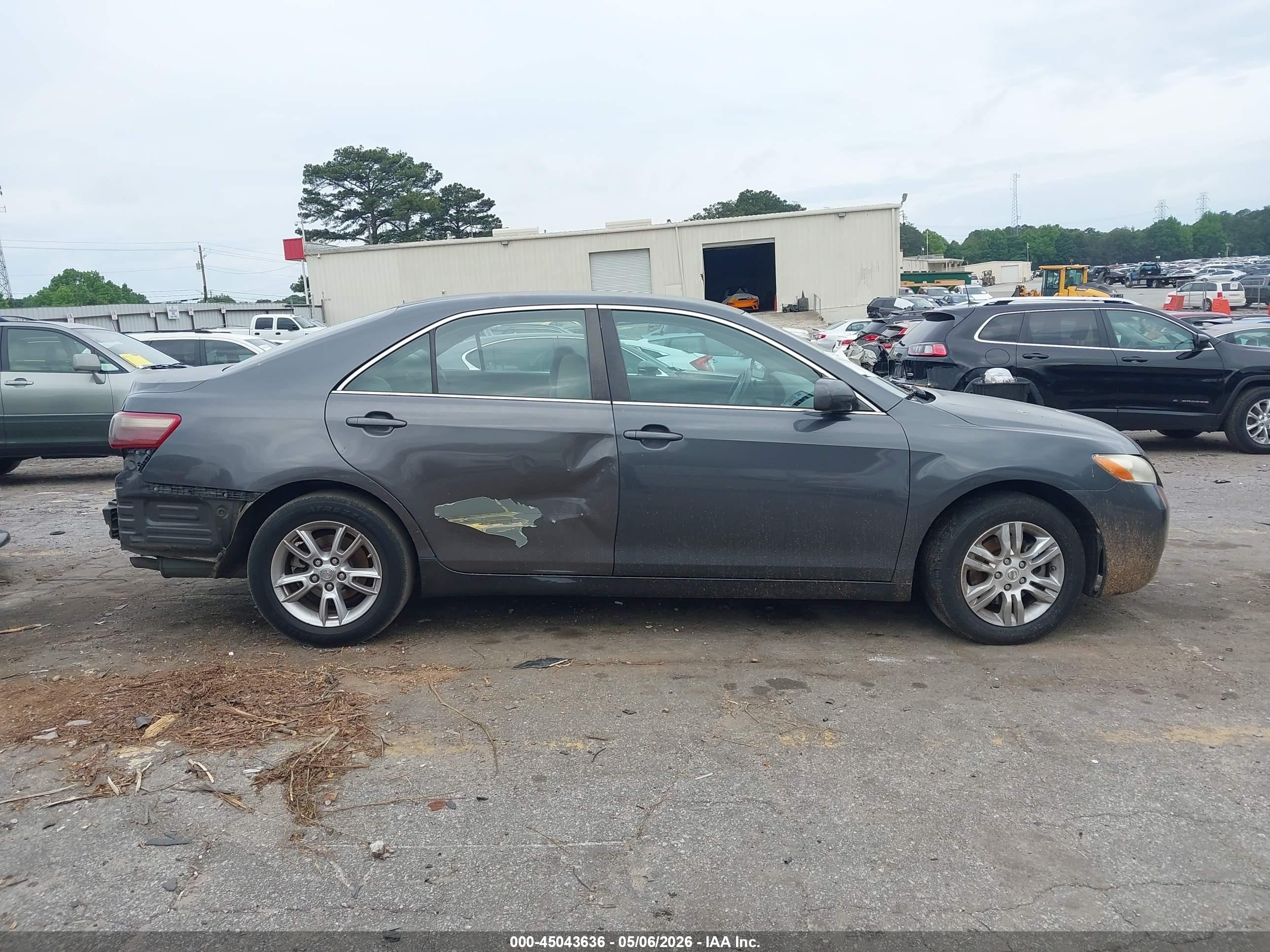 2009 Toyota Camry Le Gray vin: 4T1BE46K89U378885