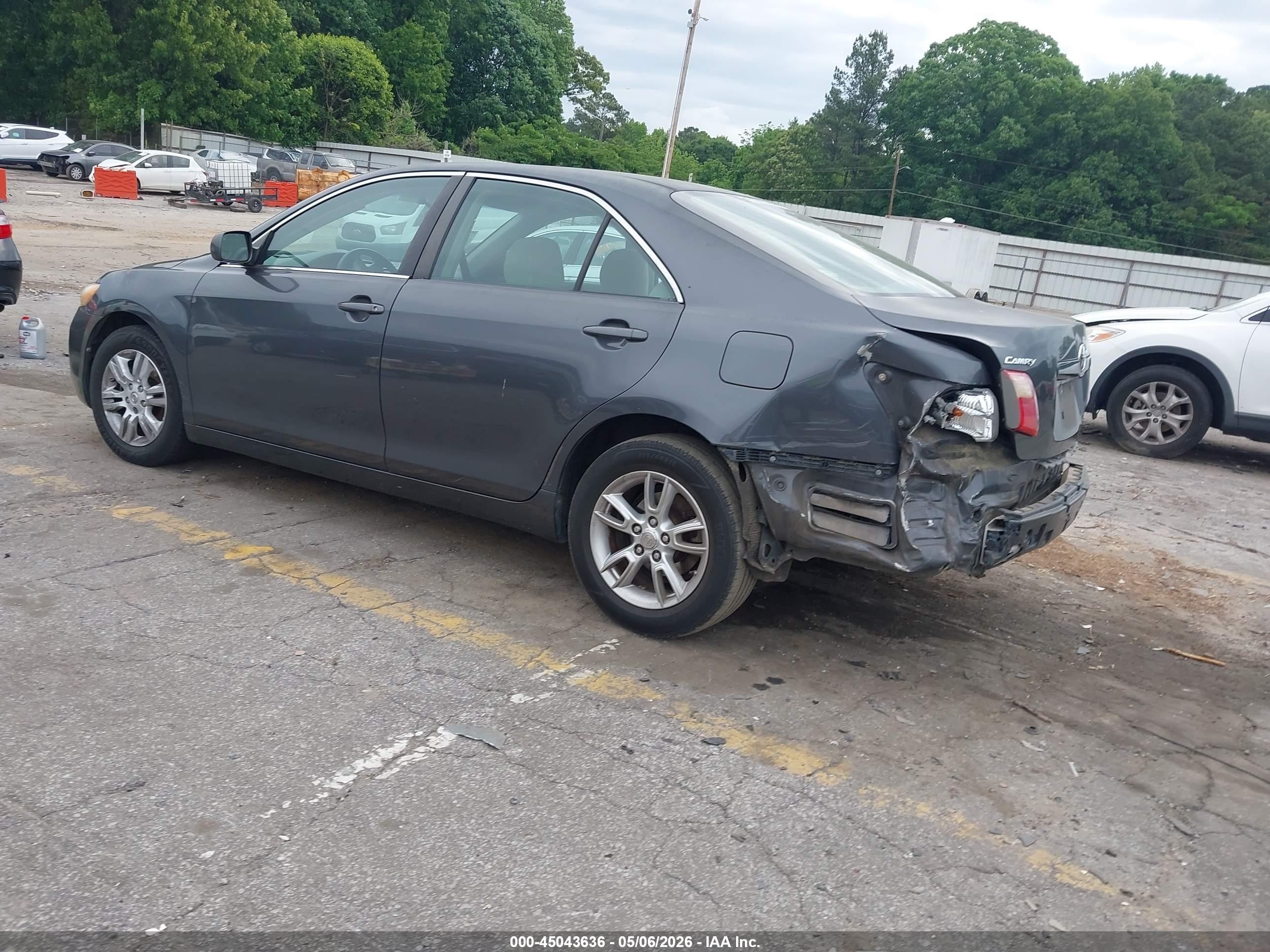 2009 Toyota Camry Le Gray vin: 4T1BE46K89U378885