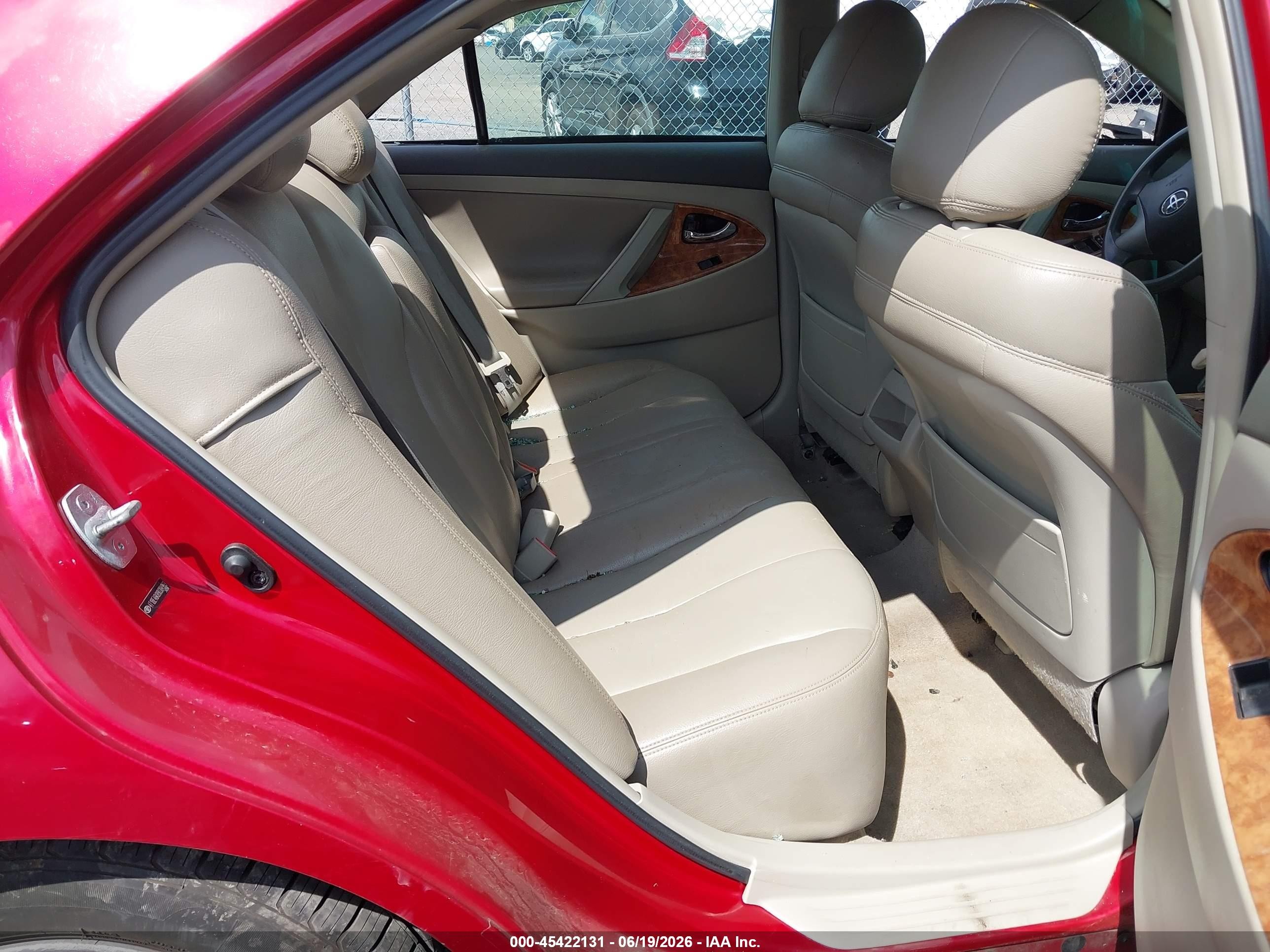 2009 Toyota Camry Le Red vin: 4T1BE46K89U384993