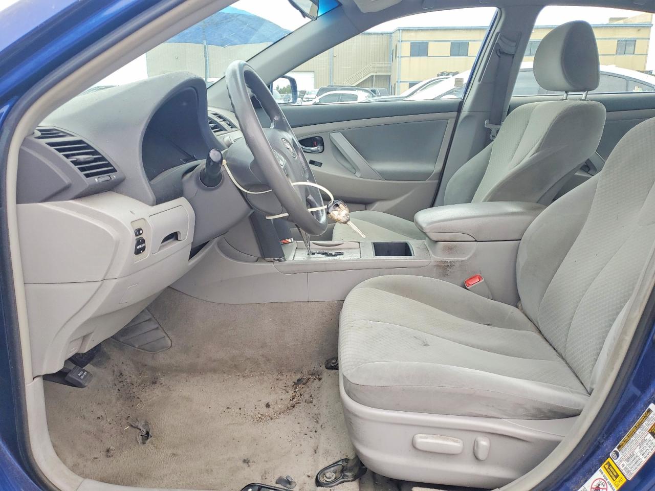 2009 Toyota Camry Le Blue vin: 4T1BE46K89U408807